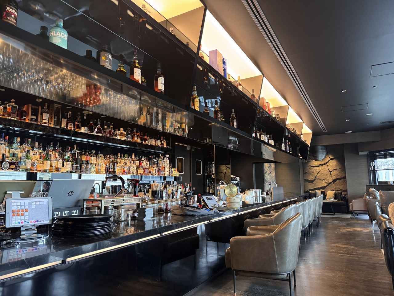 画像1: 銀座で出会う“スパイスの芸術”♡銀座の空に浮かぶ静謐なラウンジ『THE GREY ROOM』でお得ランチセット