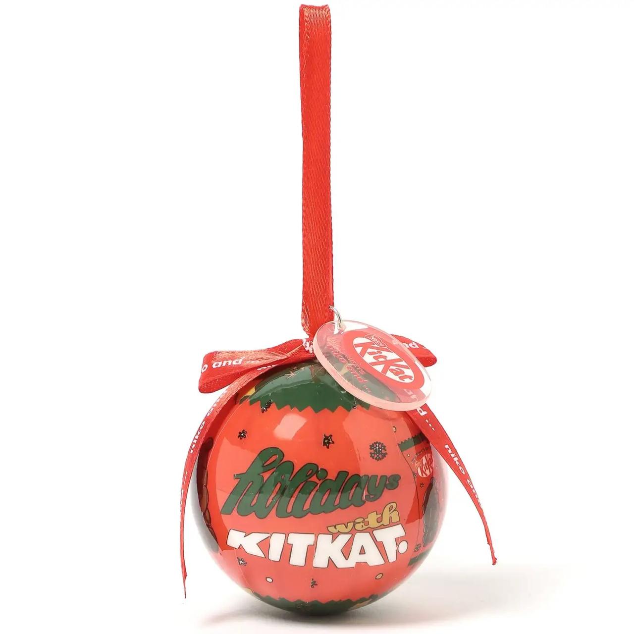 画像1: 商品名:キットカット ホリデイサンタ キャンディボール(直径6cm・8cm) 価格:6cm 550円(税込) 8cm 880円(税込)