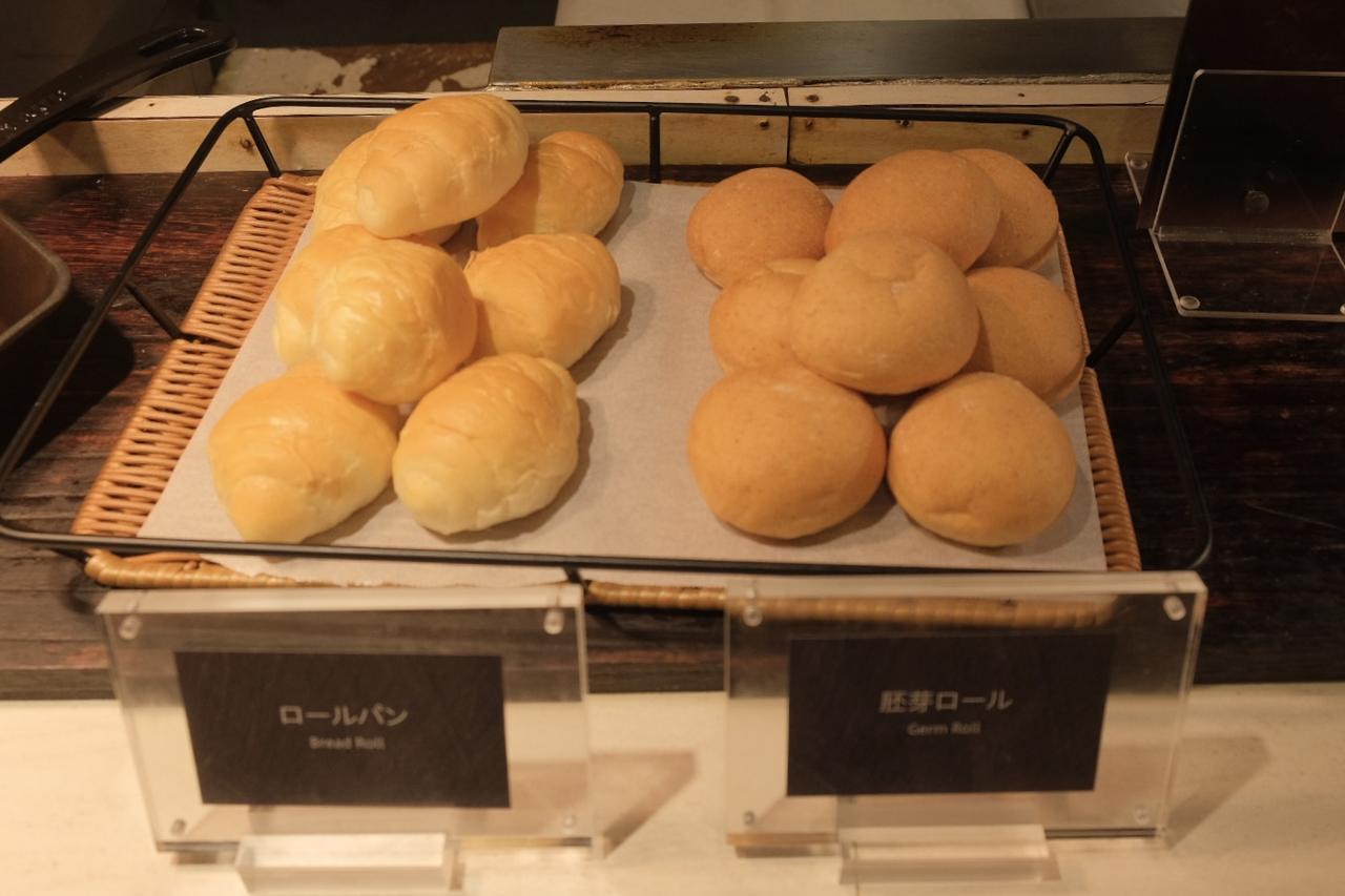 画像: ロールパン／胚芽ロール