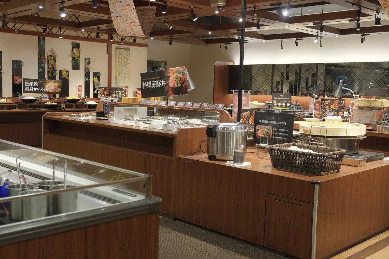 画像1: ⚫︎カニ料理と和洋メニューで充実のモーニングメニュー