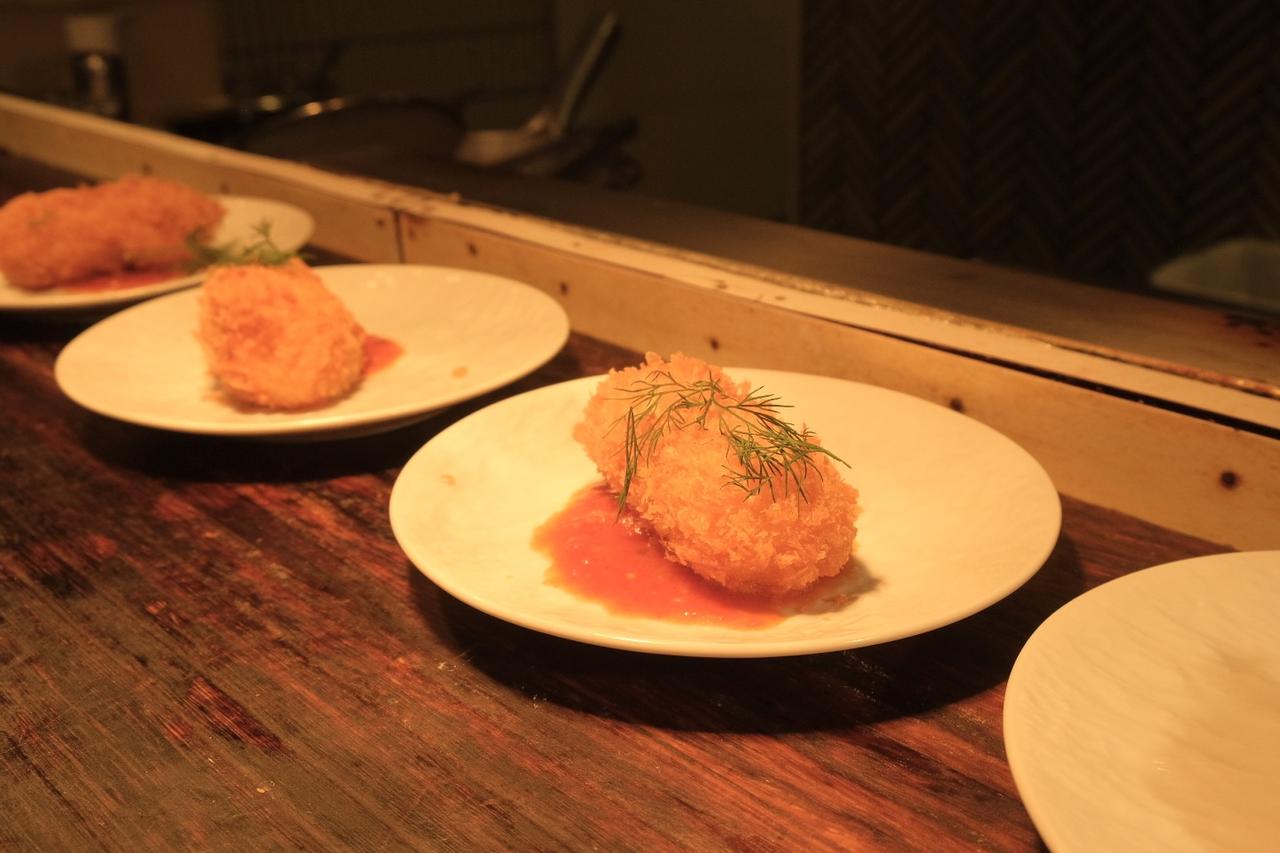 画像: カニクリームコロッケ