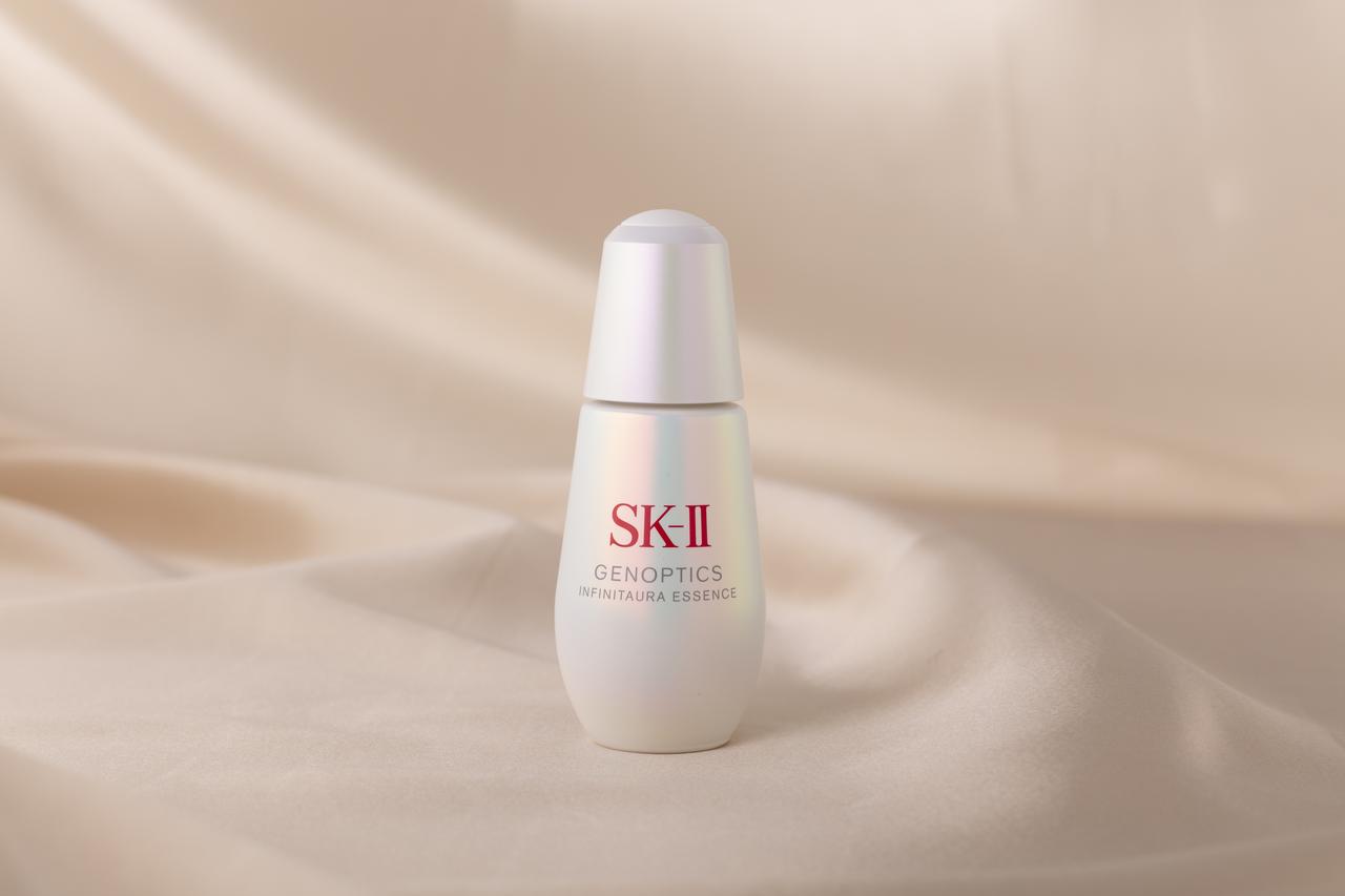 画像1: ⚫︎第10位「ジェノプティクス インフィニットオーラ エッセンス(SK-Ⅱ)」