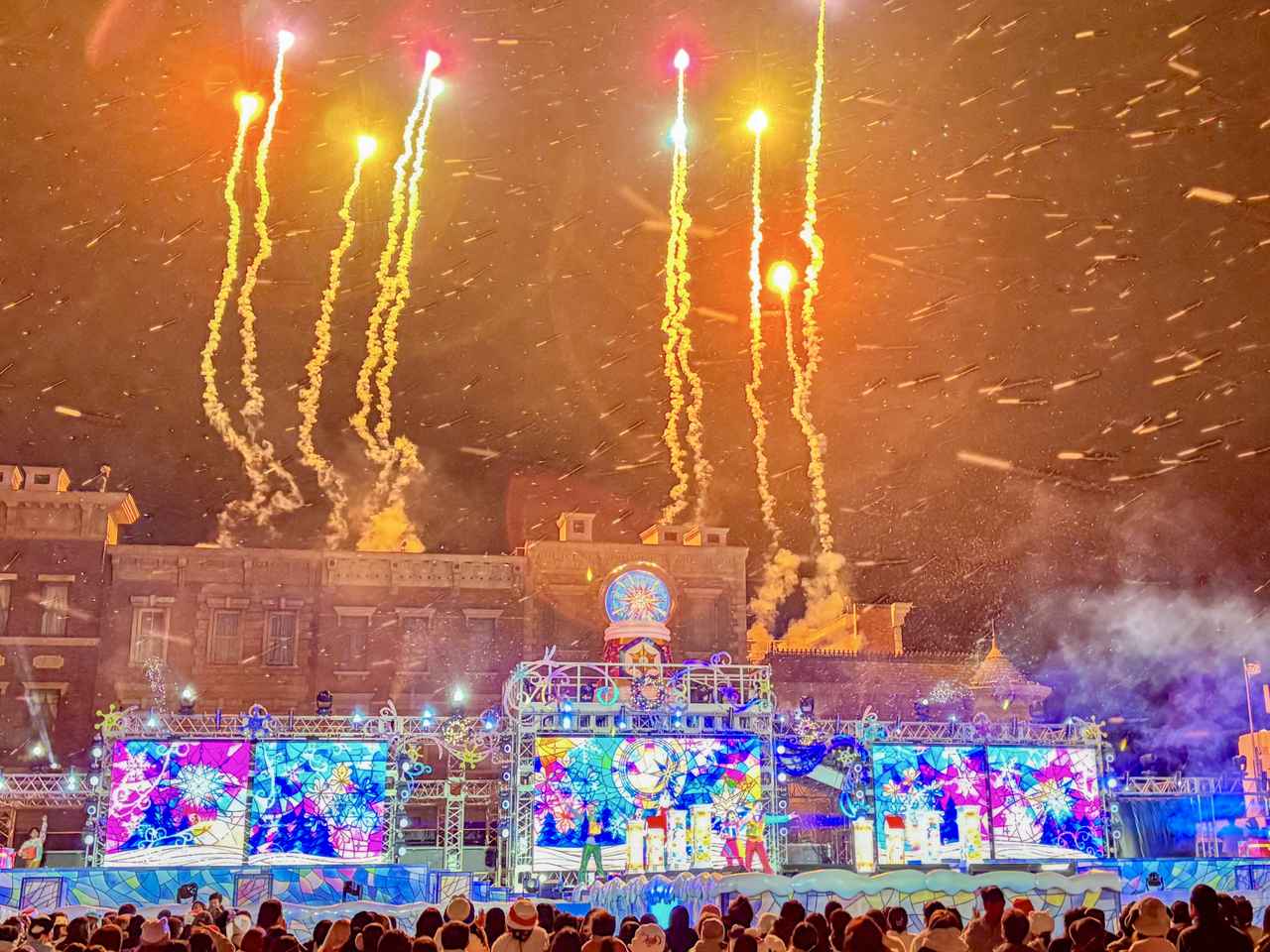 画像2: ライト・アップ・ザ・ナイトで楽しむ光のショー