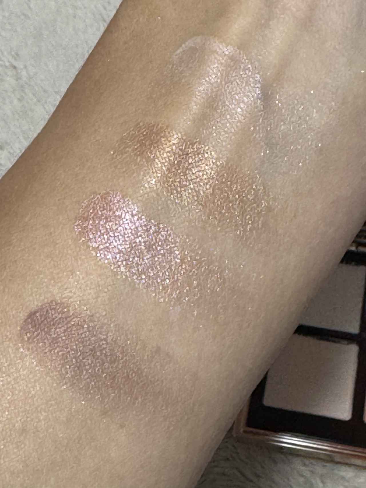 画像9: 輝きに満ちた多幸感♡ルナソル アイカラーレーション スペシャルエディション 限定発売