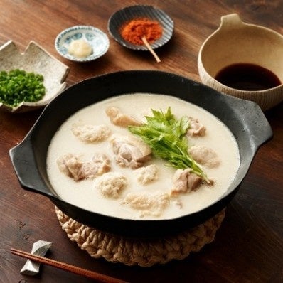 画像: 水たき玄海「伝統仕込みの白いとり鍋」