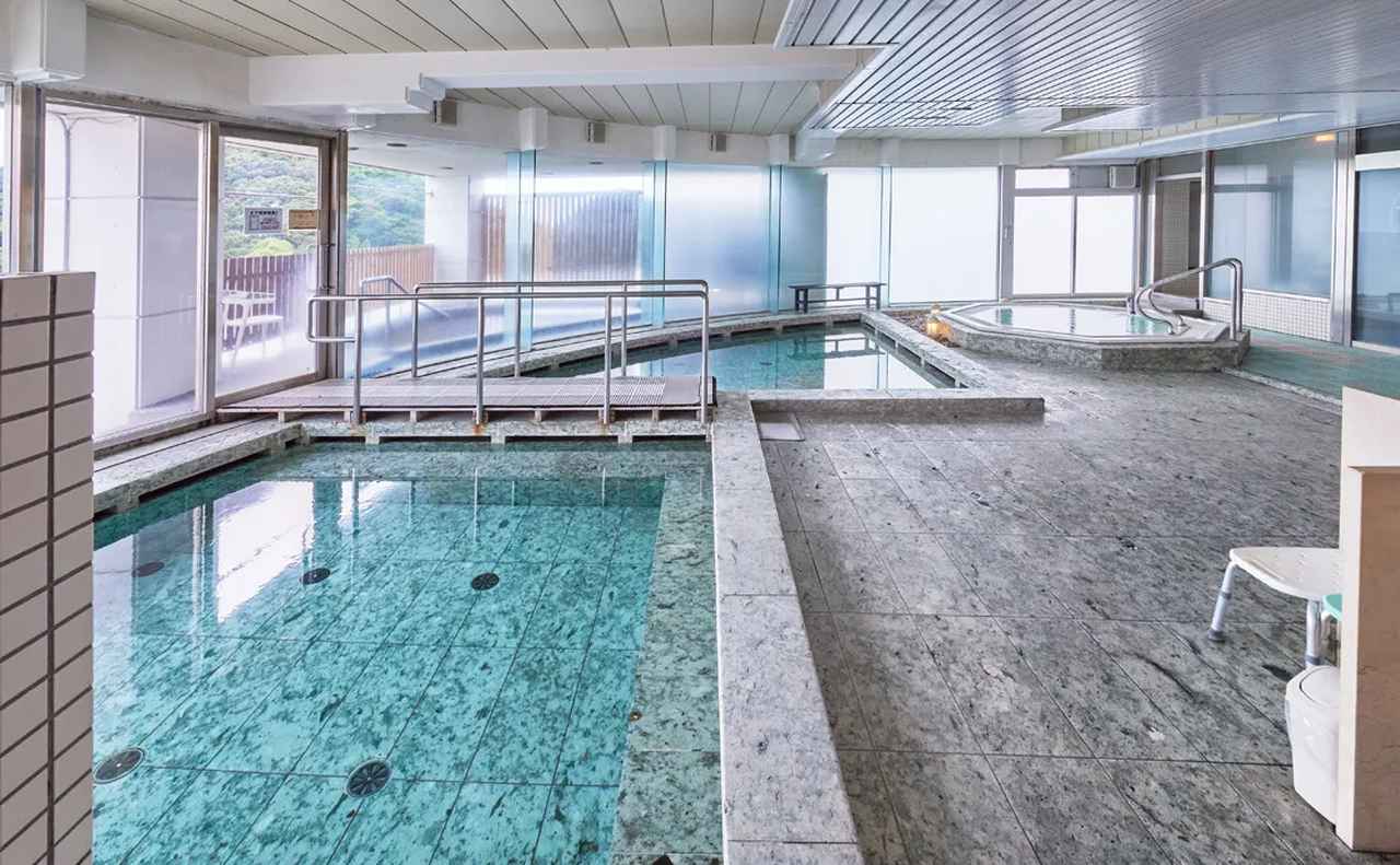 画像: 天然のラドン温泉 ashizurithermae.jp