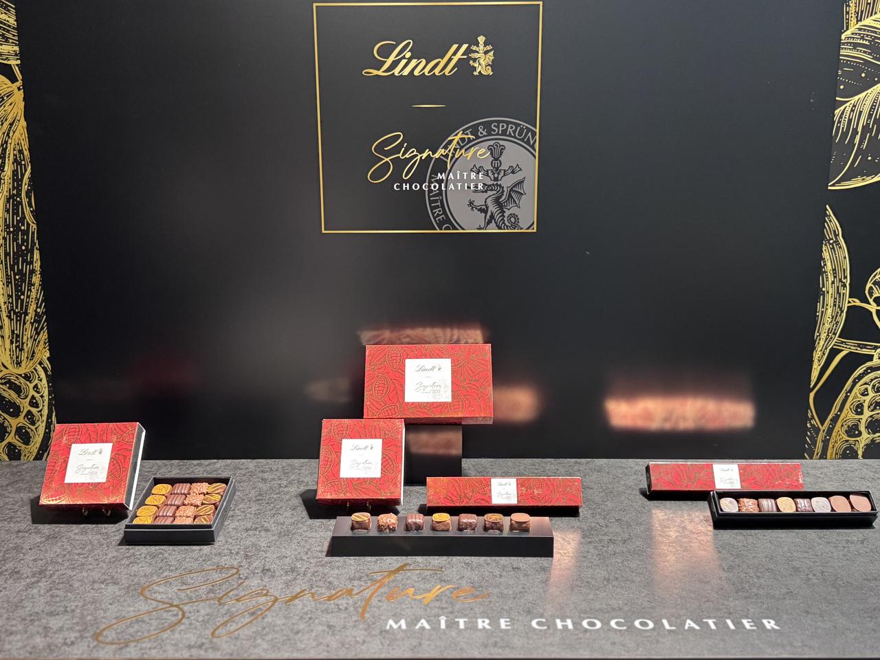 画像: 宝石箱のようなギフトボックス