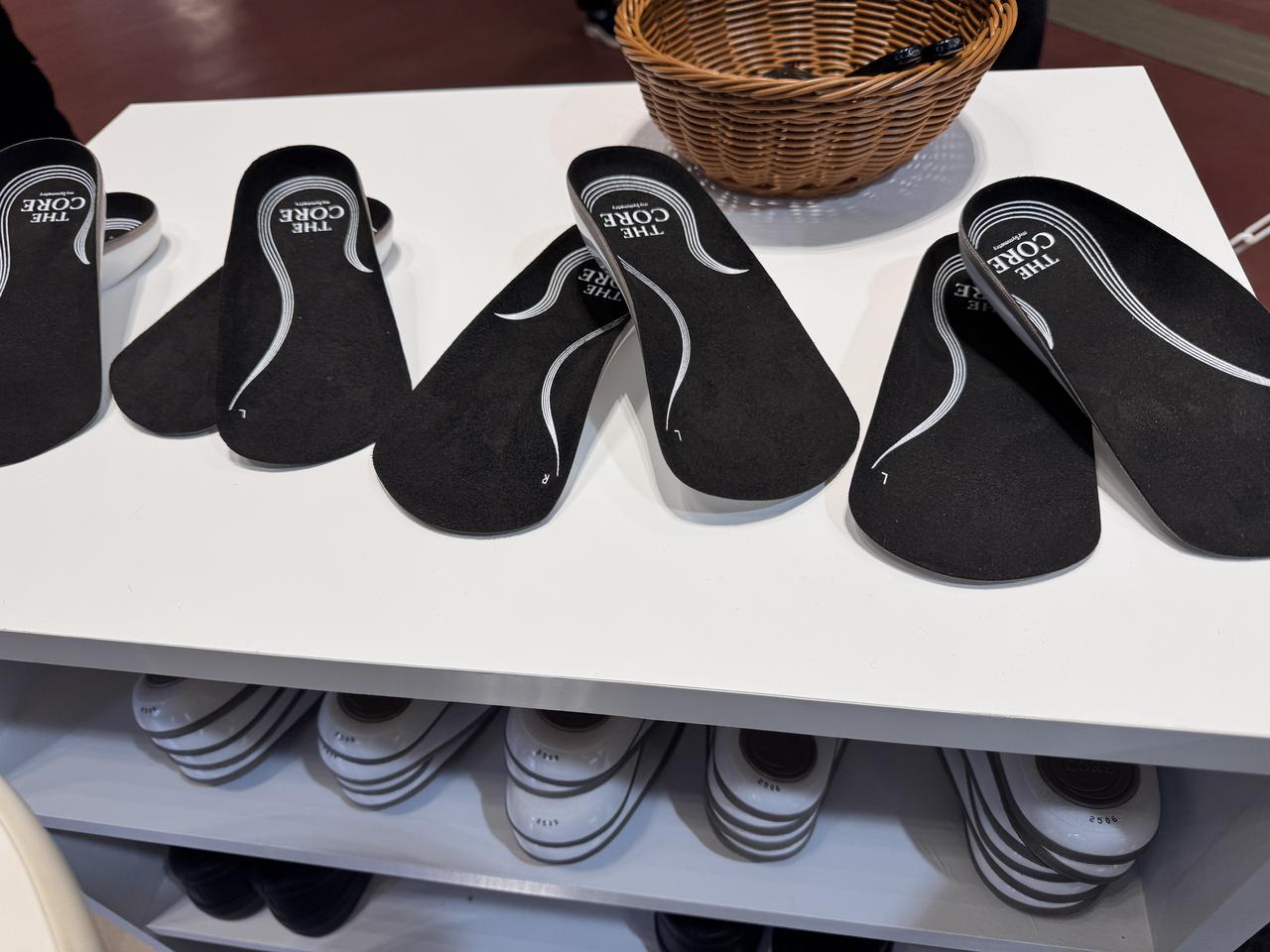 画像1: 新インソール「THE CORE」を試着