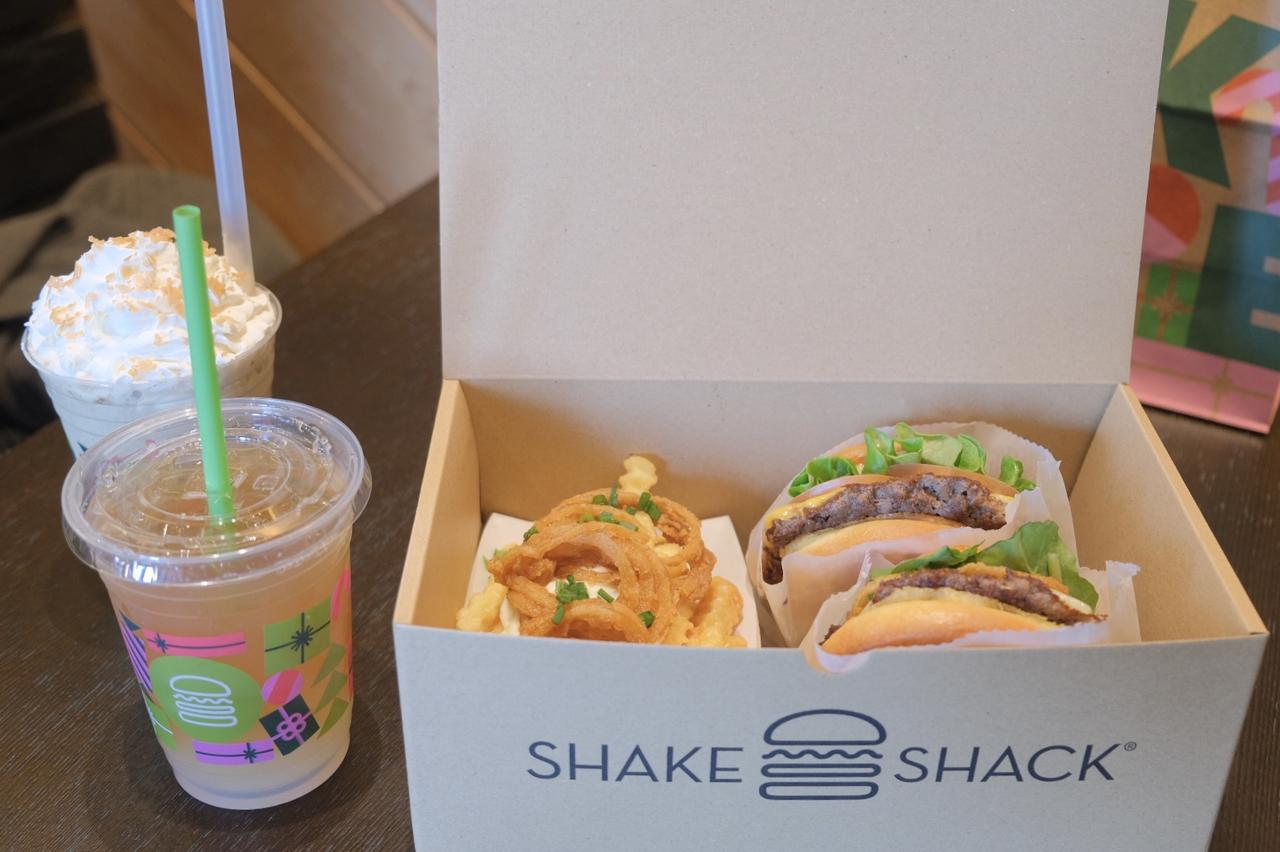 画像12: 【試食レポ】「Shake Shack」よりオリジナルワインとのペアリングもおすすめ！ホリデーシーズンにぴったりな特別メニュー『ブラックトリュフバーガー』・『ブラックトリュフフライ』期間限定販売中♪