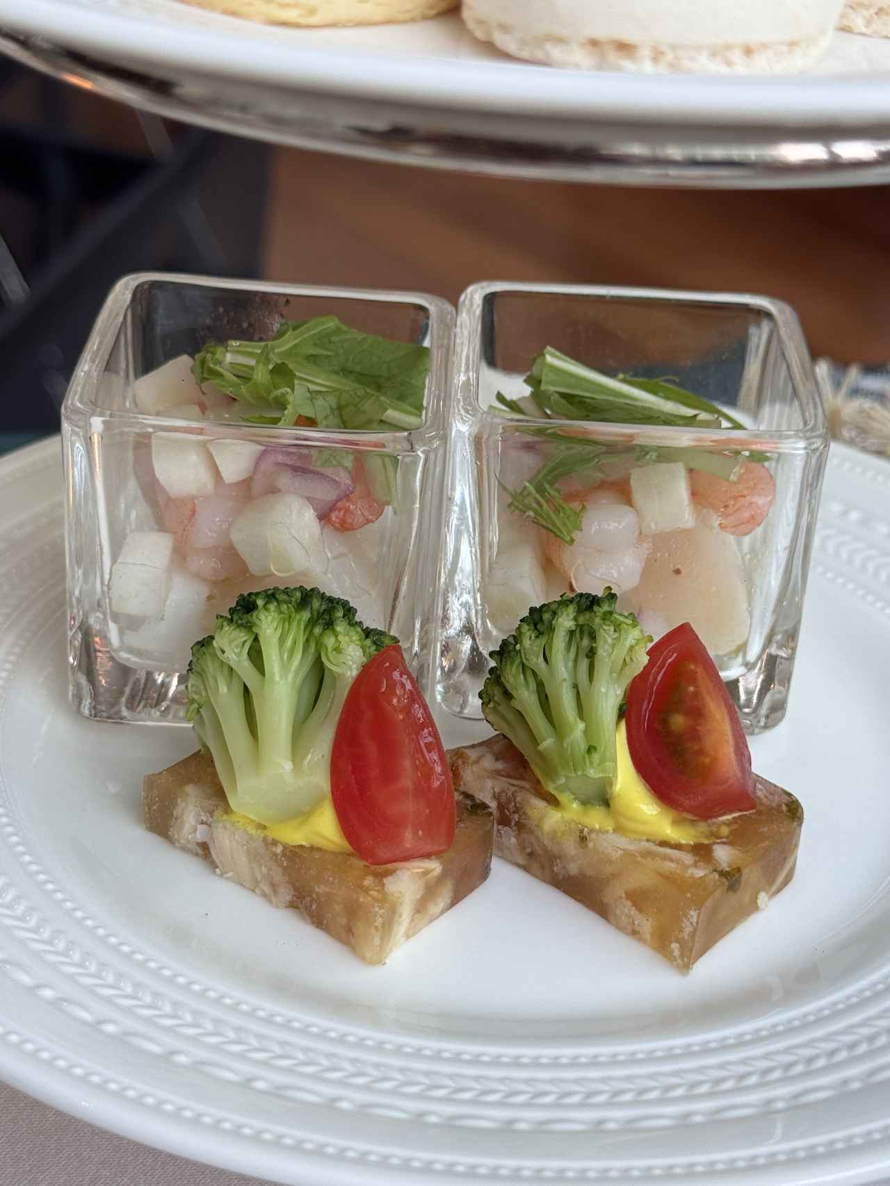 画像2: 深紅のベリーに心躍る♡【ザ ロイヤルパークホテル アイコニック 東京汐留】冬限定クリスマスアフタヌーンティー