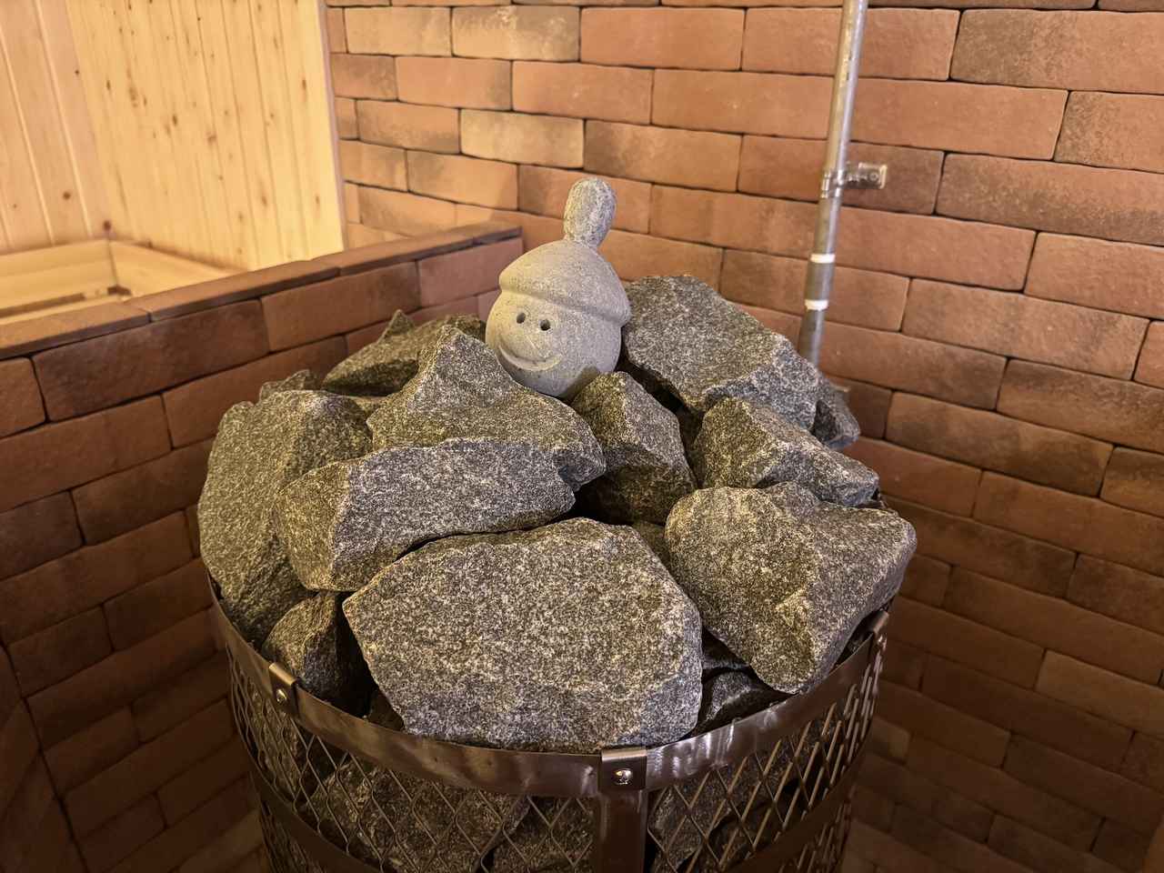 画像10: サウナや岩盤浴と充実したお風呂でリラックス