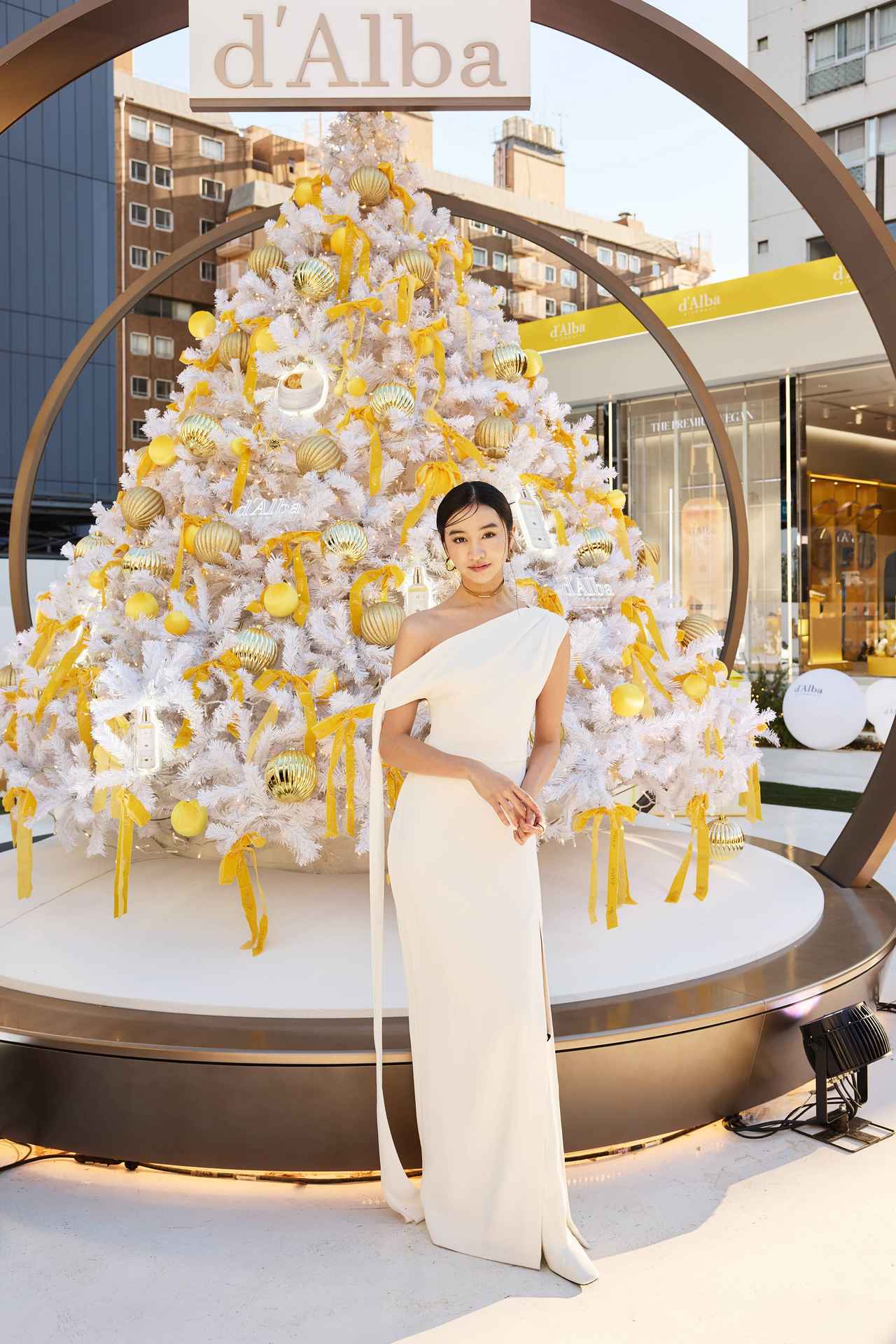 画像: フォトセッションで華やかに