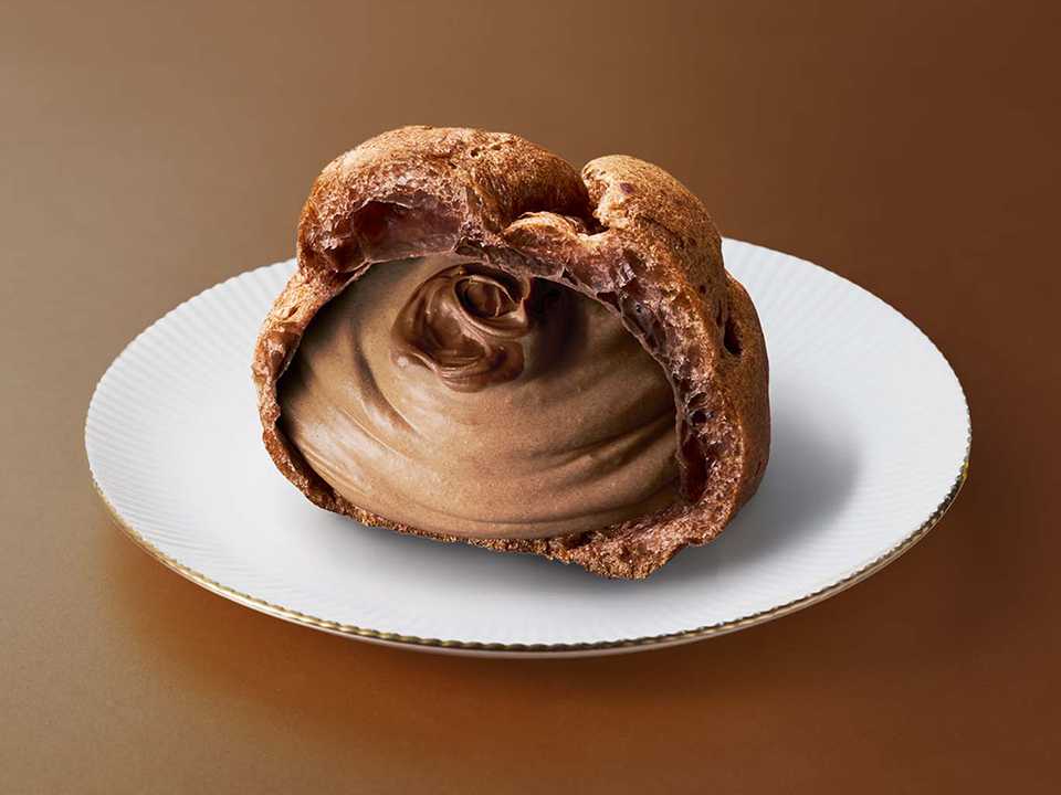 画像: ■プレミアムショコラシュークリーム 販売エリア：東北・関東・中部・近畿・中四国・九州・沖縄 税込希望小売価格：302円(沖縄のみ378円)