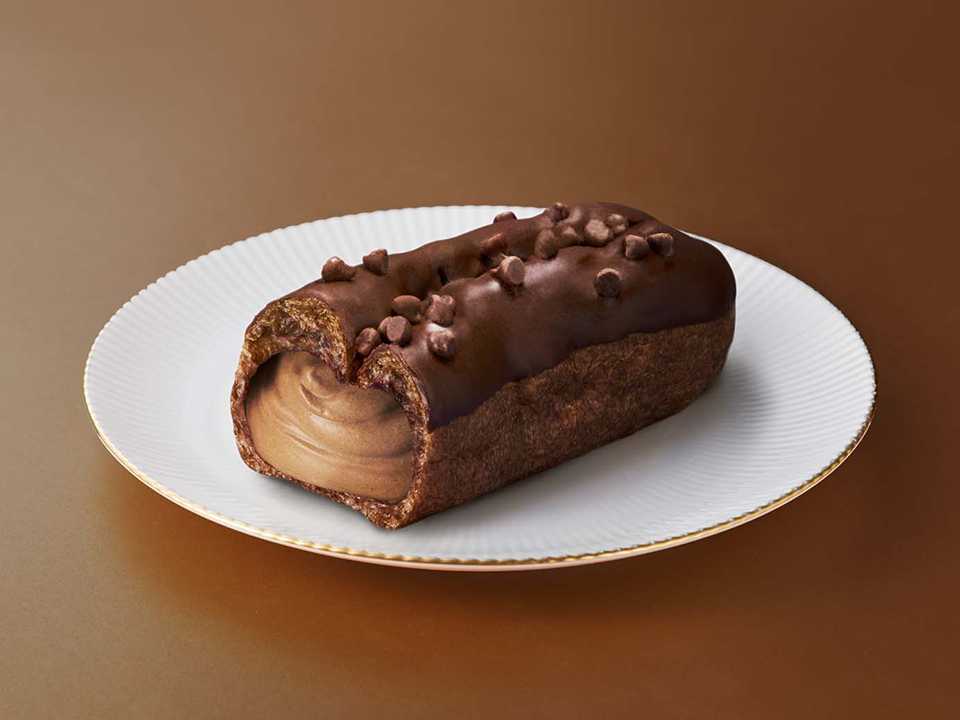 画像: ■プレミアムショコラエクレア 販売エリア：全国 税込希望小売価格：302円(沖縄のみ378円)