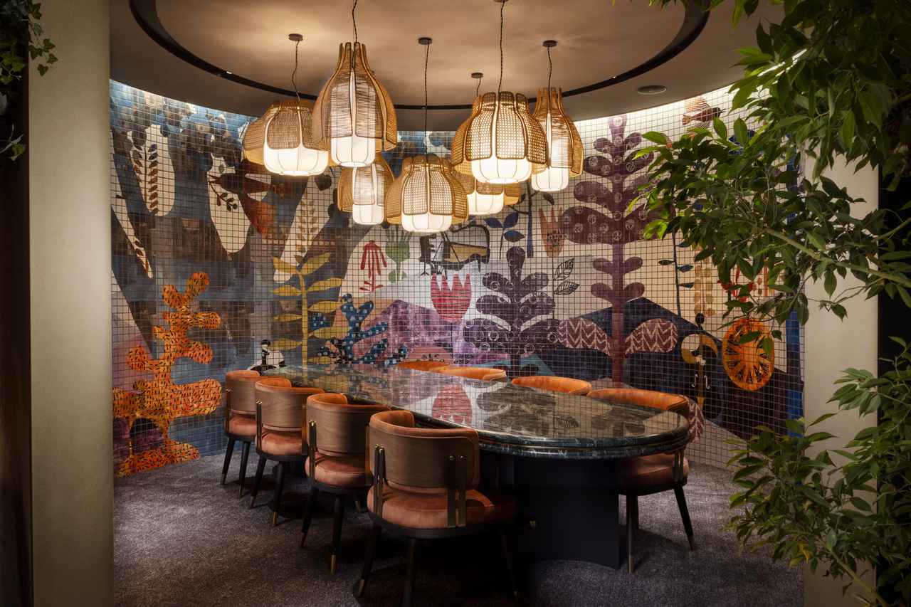 画像: RESTAURANT & BAR (La Scene)