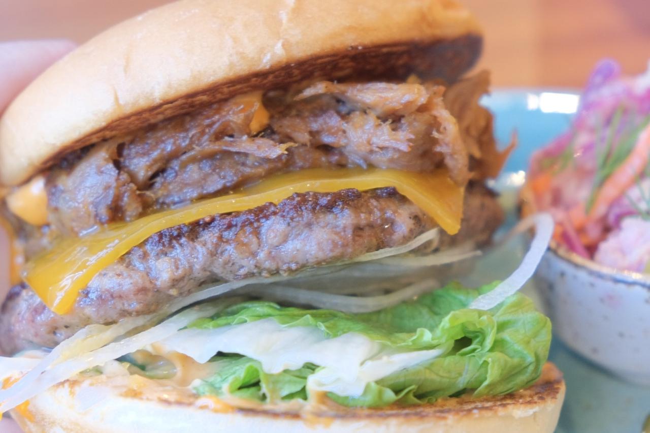 画像2: マンスリーバーガー 第一弾は『BBQ プルドポークバーガー』