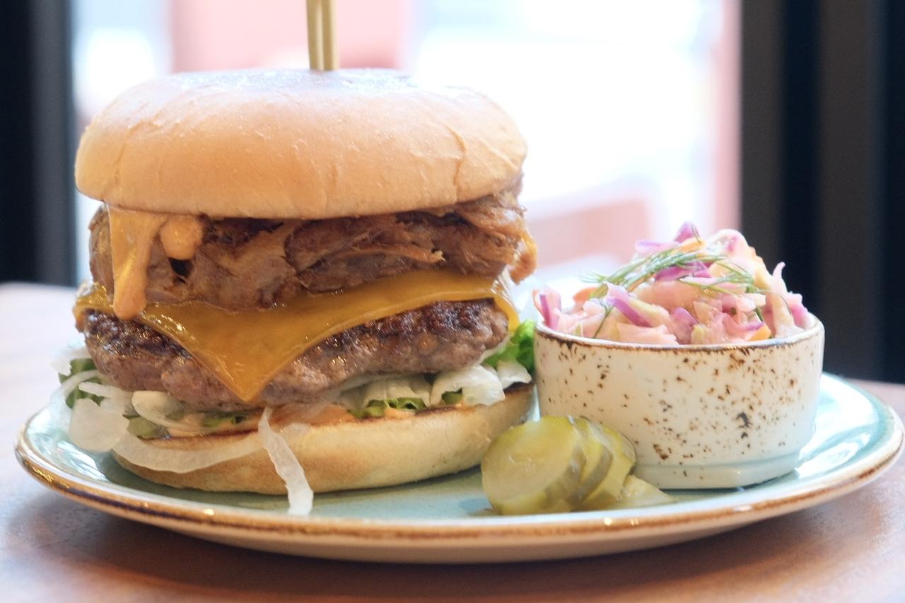 画像: 提供価格:2,200円(税込) 提供期間:2025年12月1日~12月31日 提供時間:11:00~22:00(L.O. 21:00)