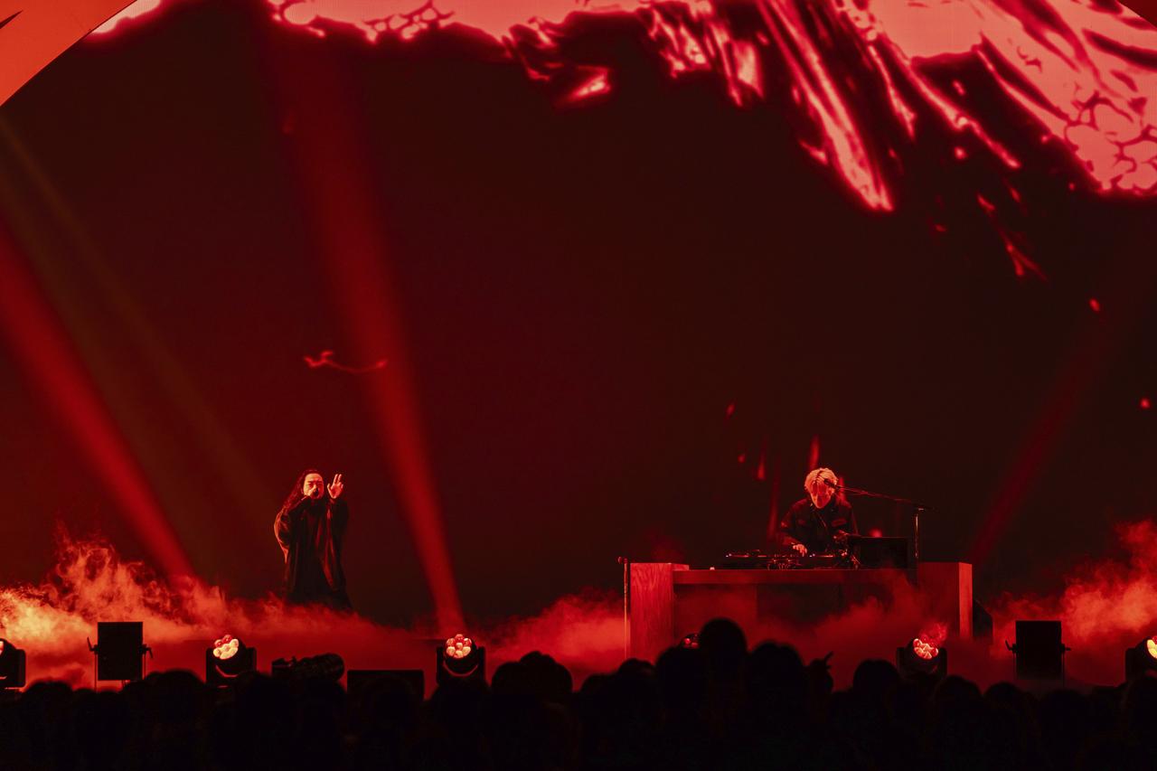 画像2: ⚫︎Creepy Nuts