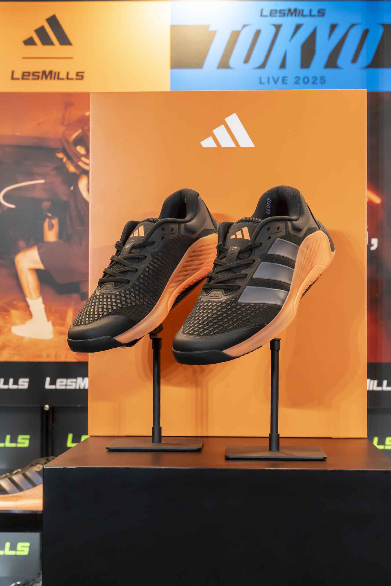 2026最新モデル「adidas DROPSET 4（ドロップセット フォー）」が登場