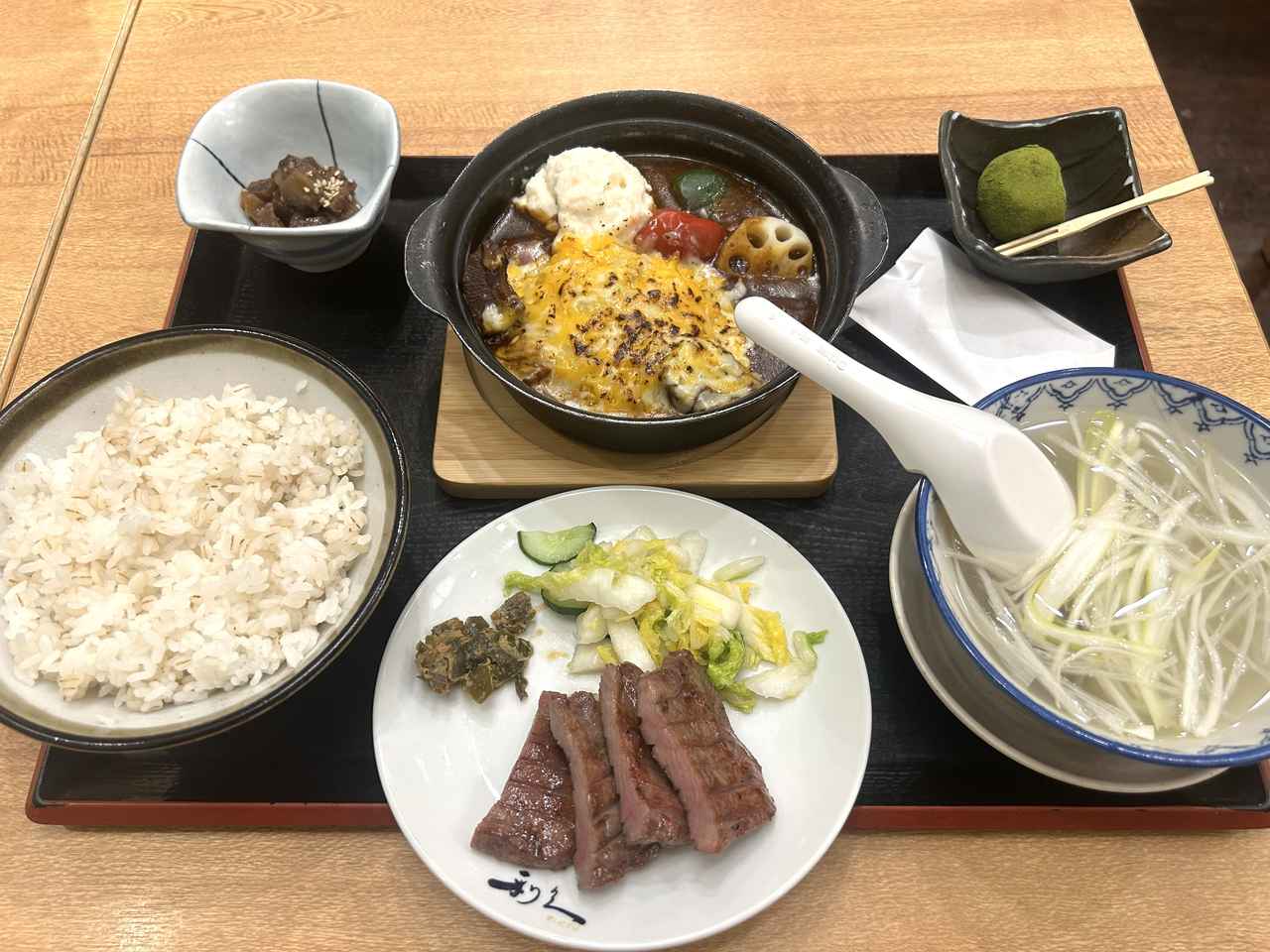 画像4: ⚫︎牛たん炭焼 利久 牛たんシチューバーグと牛たん焼定食／3,100円