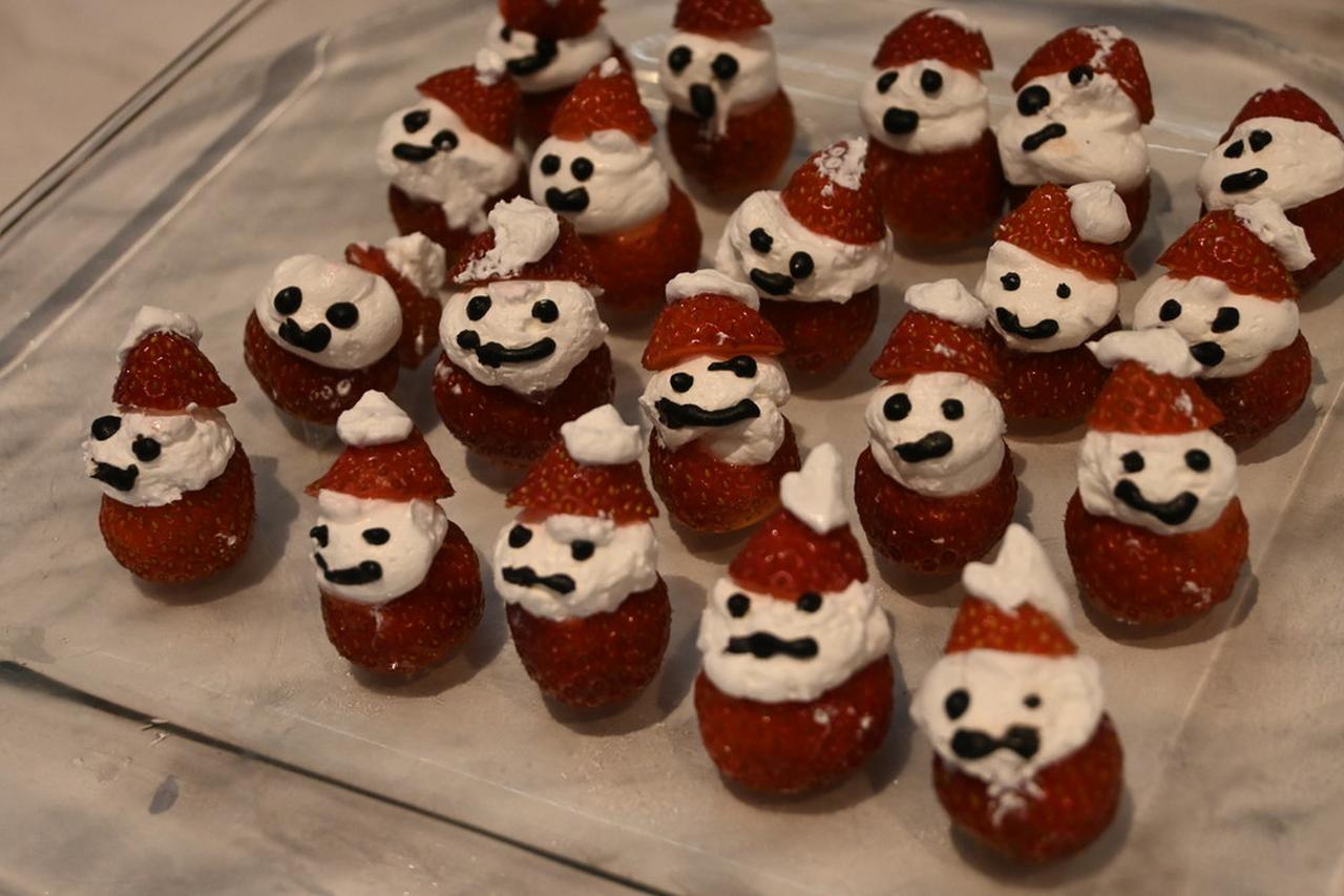 画像4: シャチの大水槽を眺めながら味わう、非日常ブッフェ