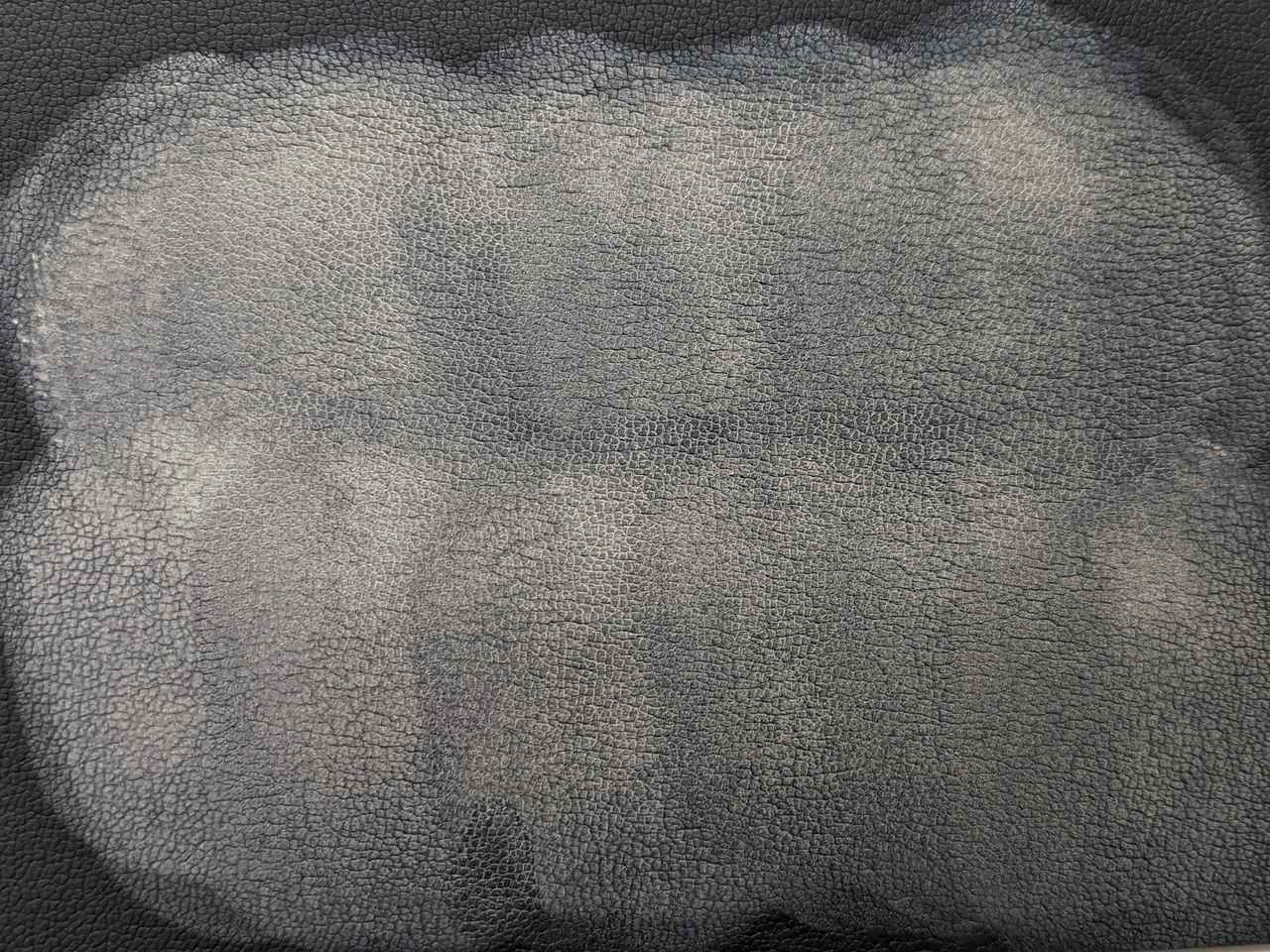 画像: ＜ポンポン塗り＞　思いのままに重ねられ、なじみが良い