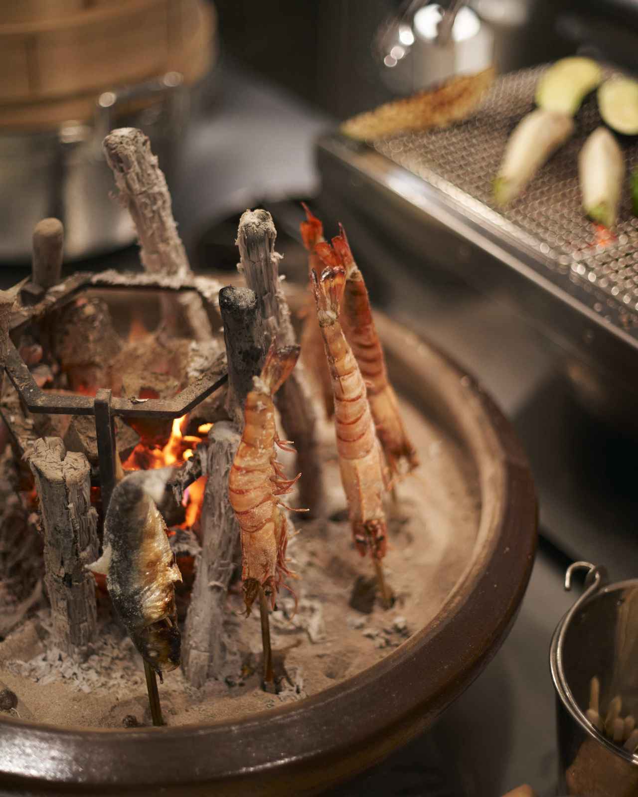 画像2: 冬限定、炭焼きと旬素材が主役のラインナップ