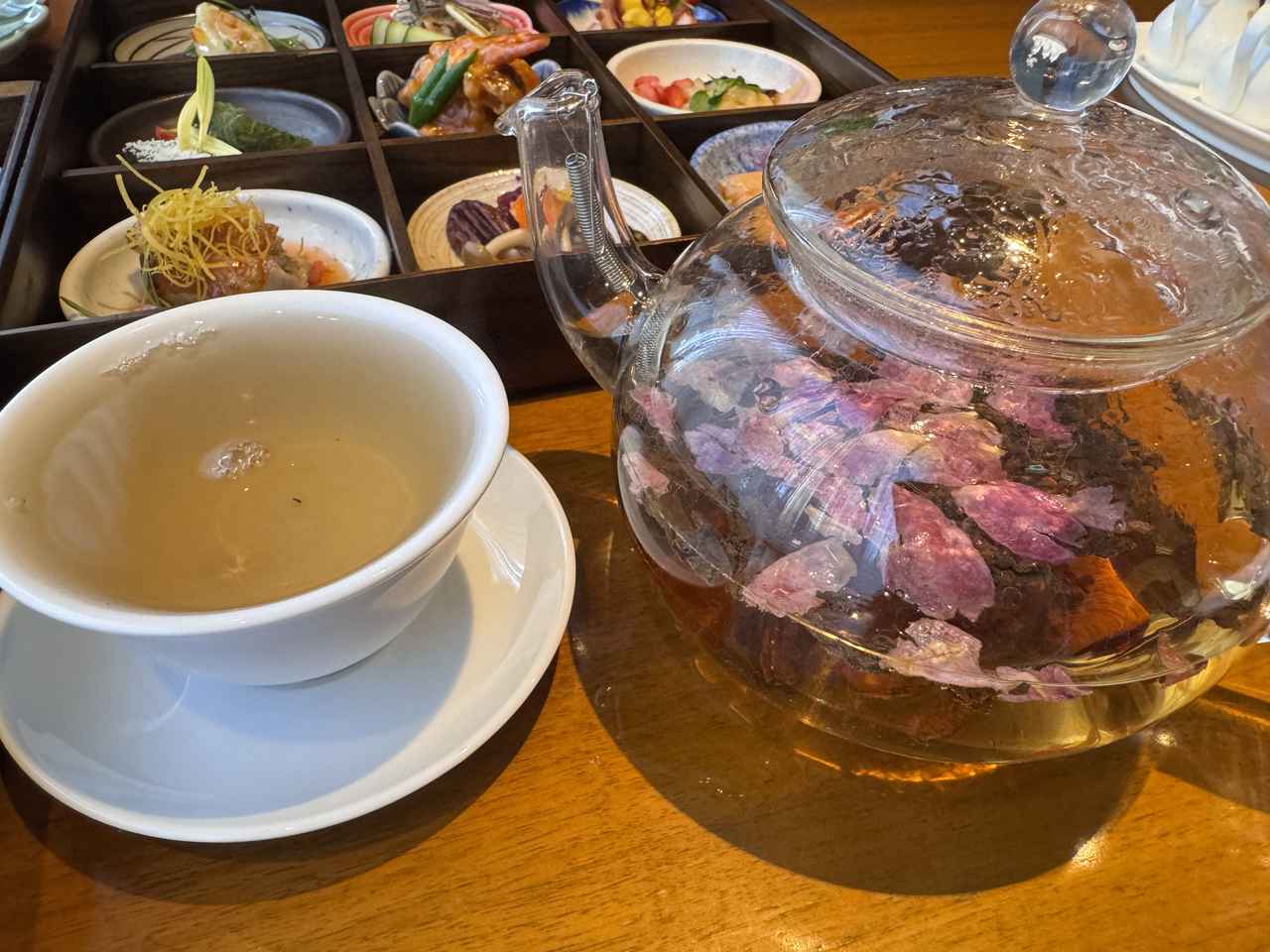 画像3: 点心は“好きなだけ”。蒸したて・揚げたての幸福