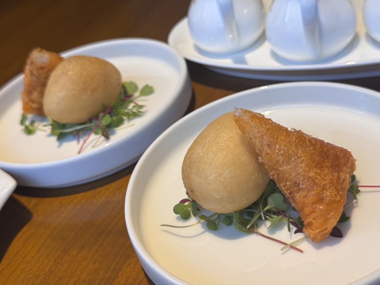 画像2: 点心は“好きなだけ”。蒸したて・揚げたての幸福