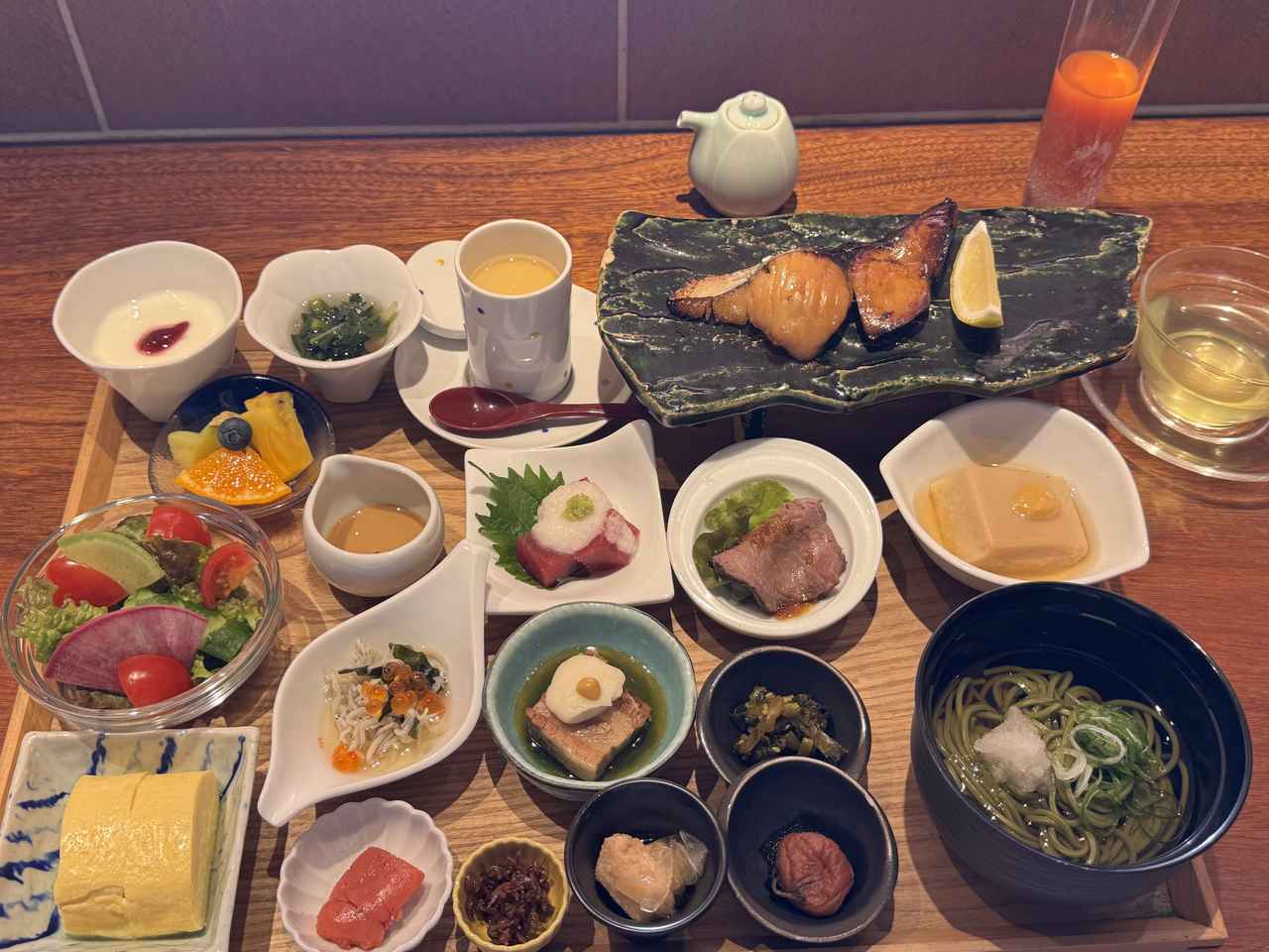 画像39: “冬の味覚の王様”を求めて京都・丹後へ♡活カニを選ぶ高揚感と、温泉ヴィラで過ごす贅沢な時間