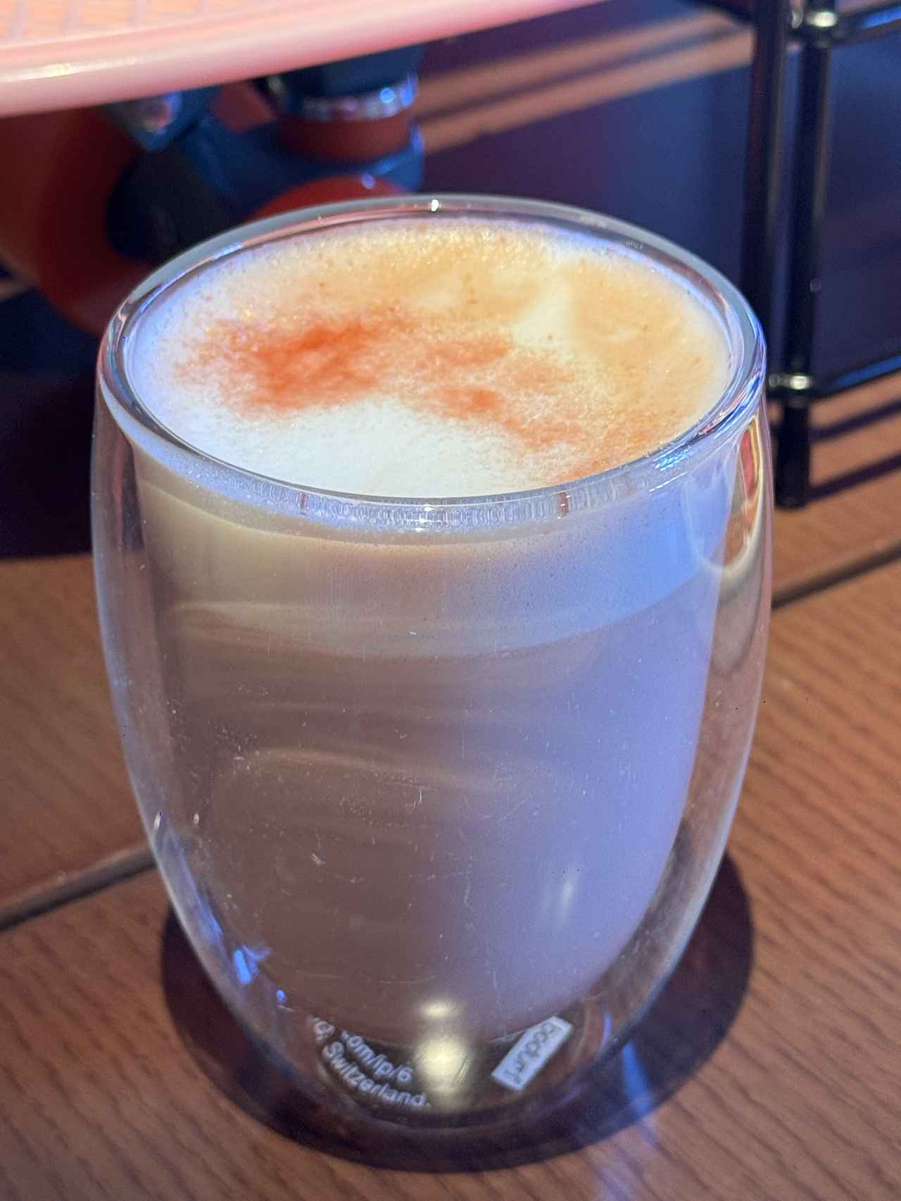 画像: ストロベリーラテ 633円