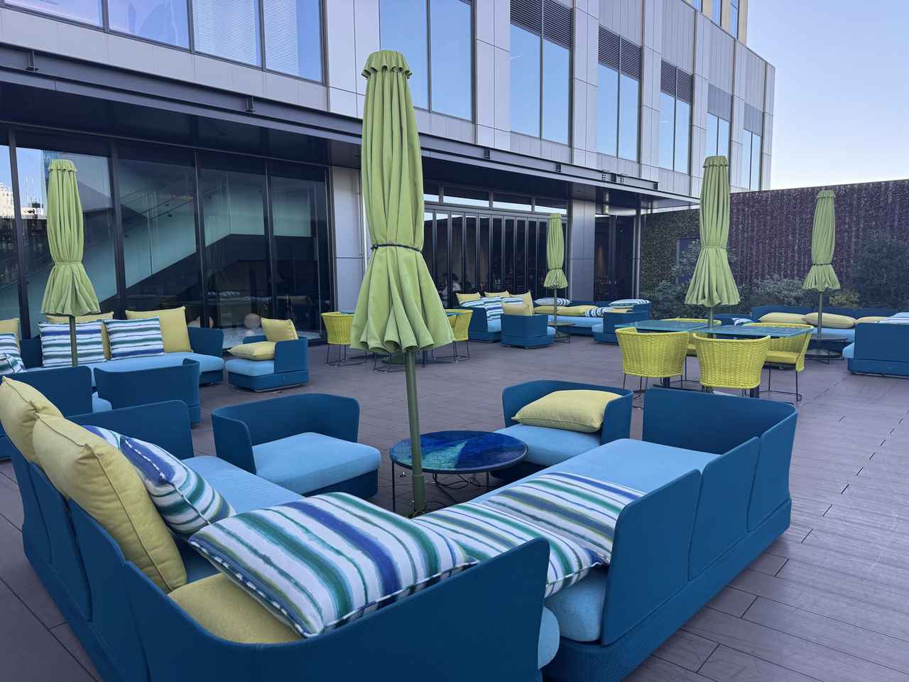 画像: ラテやスムージーも追加可能