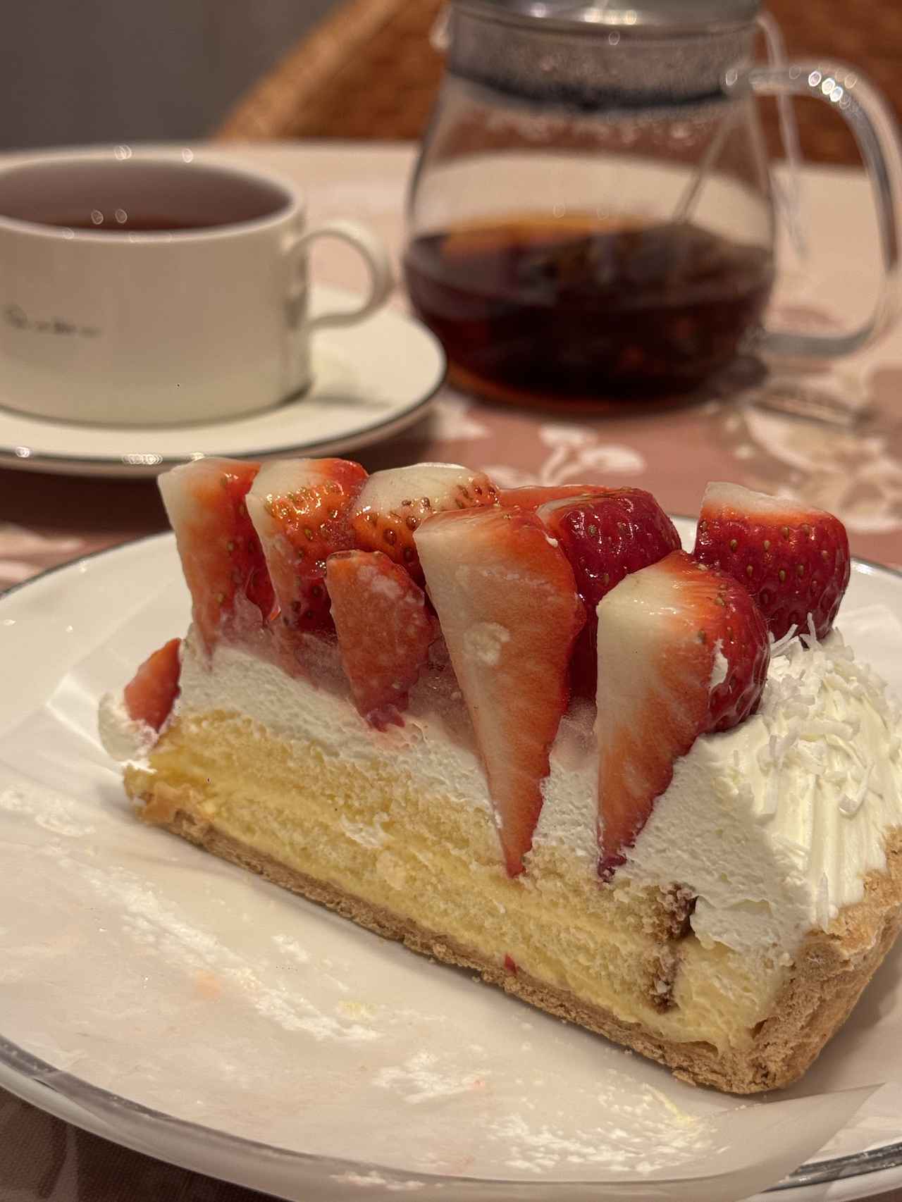 画像: 特選 静岡県産 “紅ほっぺ”のタルト *試食サイズで本来のサイズより小さめ