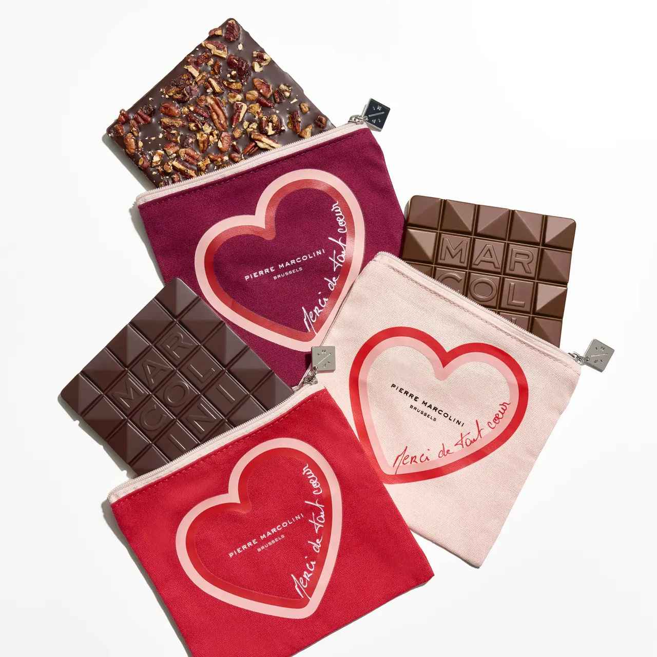 画像: 【Tablette】タブレット（フルール ドゥ カカオ/プラリネ ノワ ドゥ ペカン/ショコラ オ レ） 各 ¥2,916（税込）