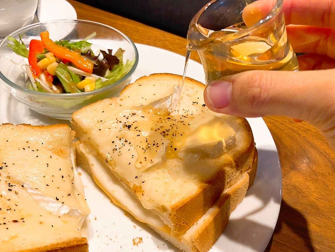 画像3: 本格的な冬のご褒美に、とろ～りとろけるチョコホットケーキと、あっつあつのチーズサンド…珈琲館ならどっちも食べられます♡