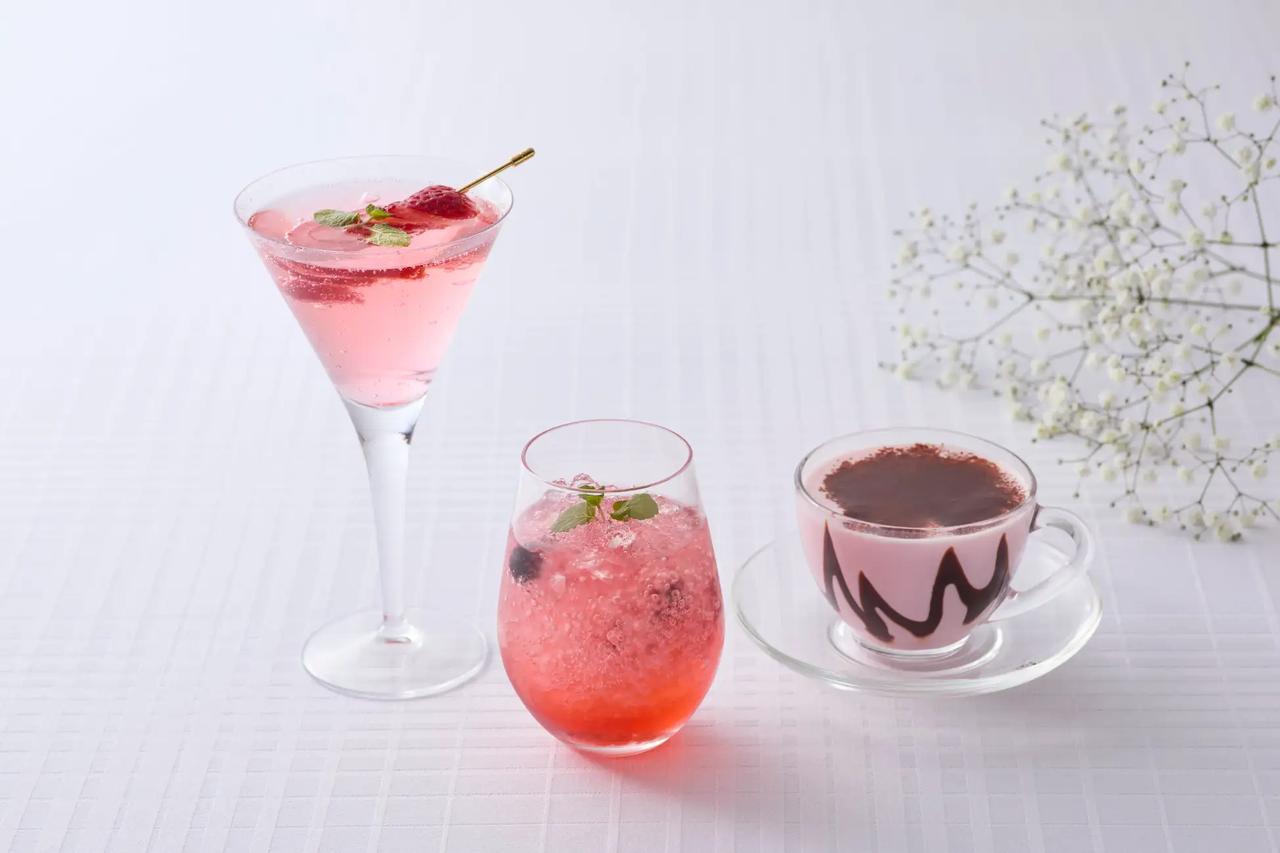 画像: 前半ラインナップ 左からストロベリーローズ、ベリーベリーベリー、ショコラストロベリー