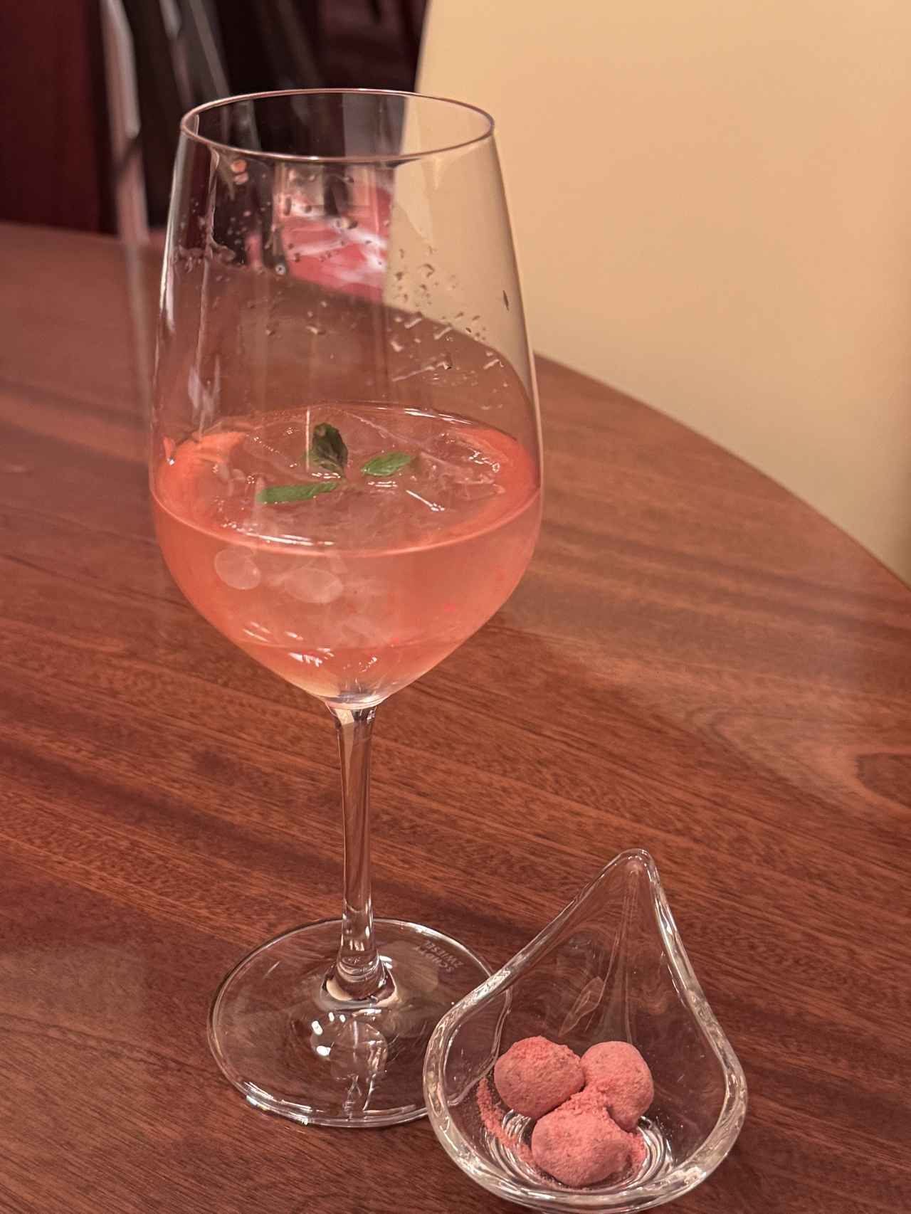 画像: スペシャルカクテル「いちごとミントのカクテル」 2,530円