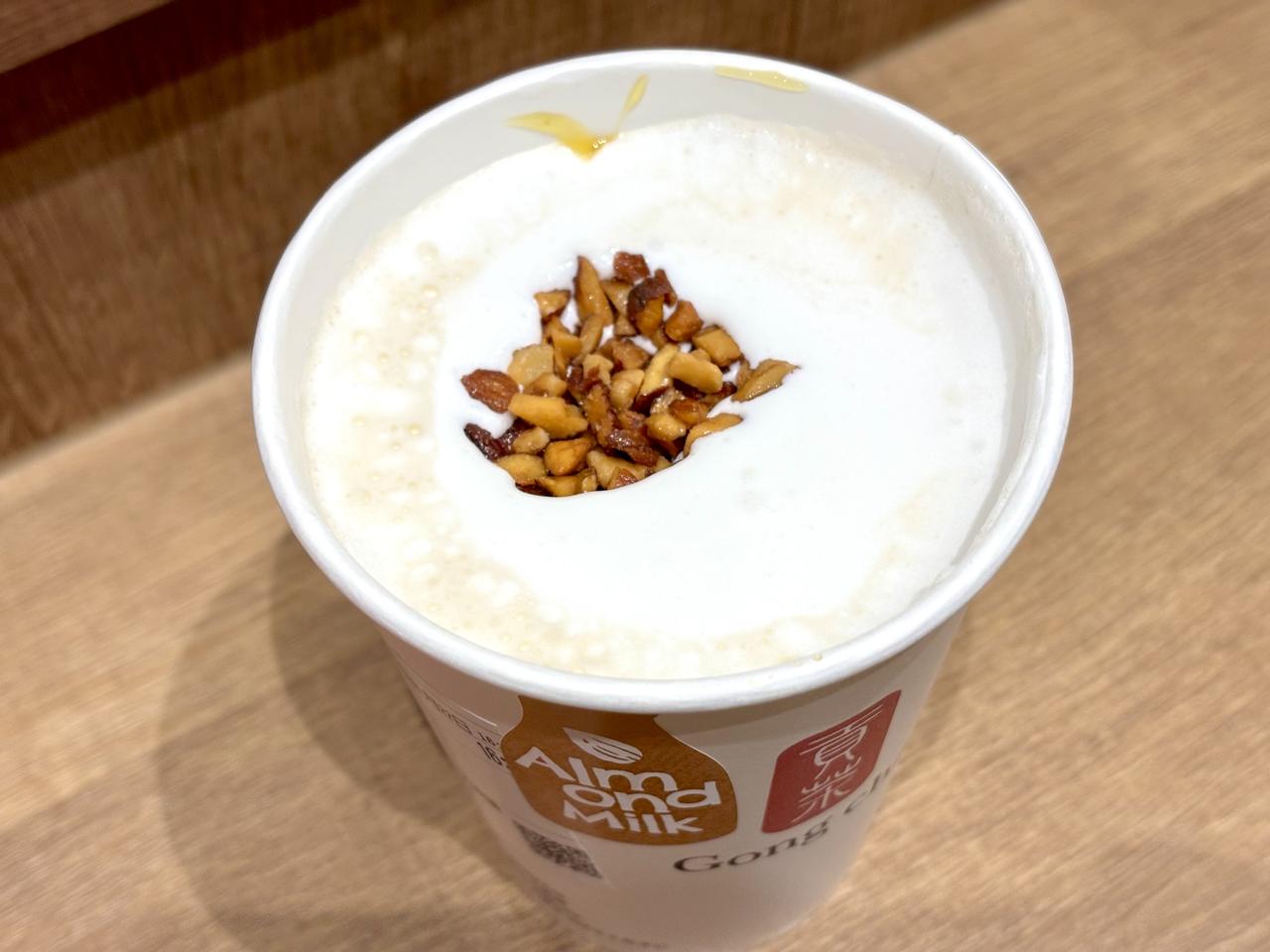 画像2: 香り立つ ハニーナッツウーロン アーモンドミルクティー（HOT）