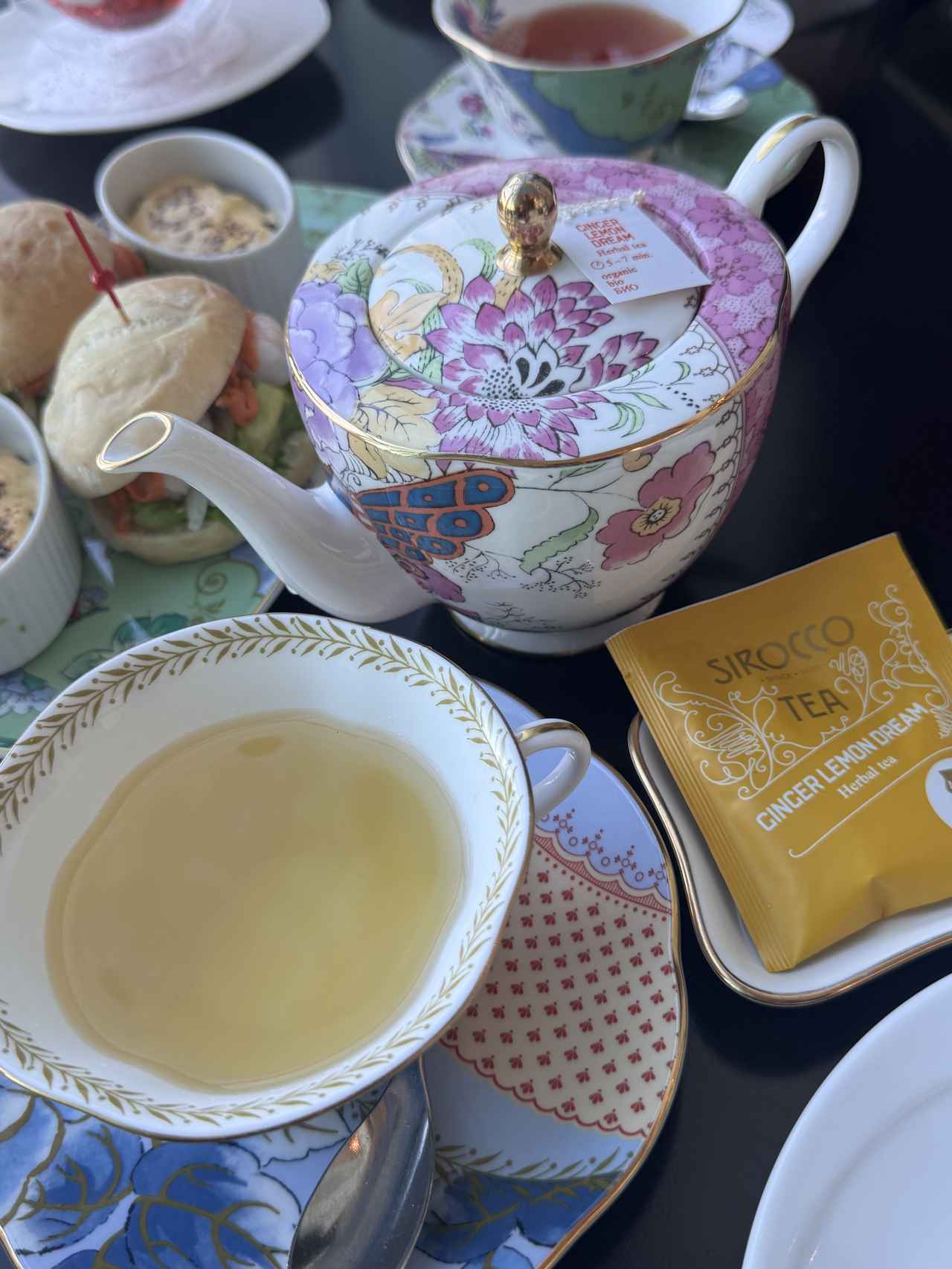 画像: ポットサービスなので友人とシェアして数種類試すのがおすすめ!