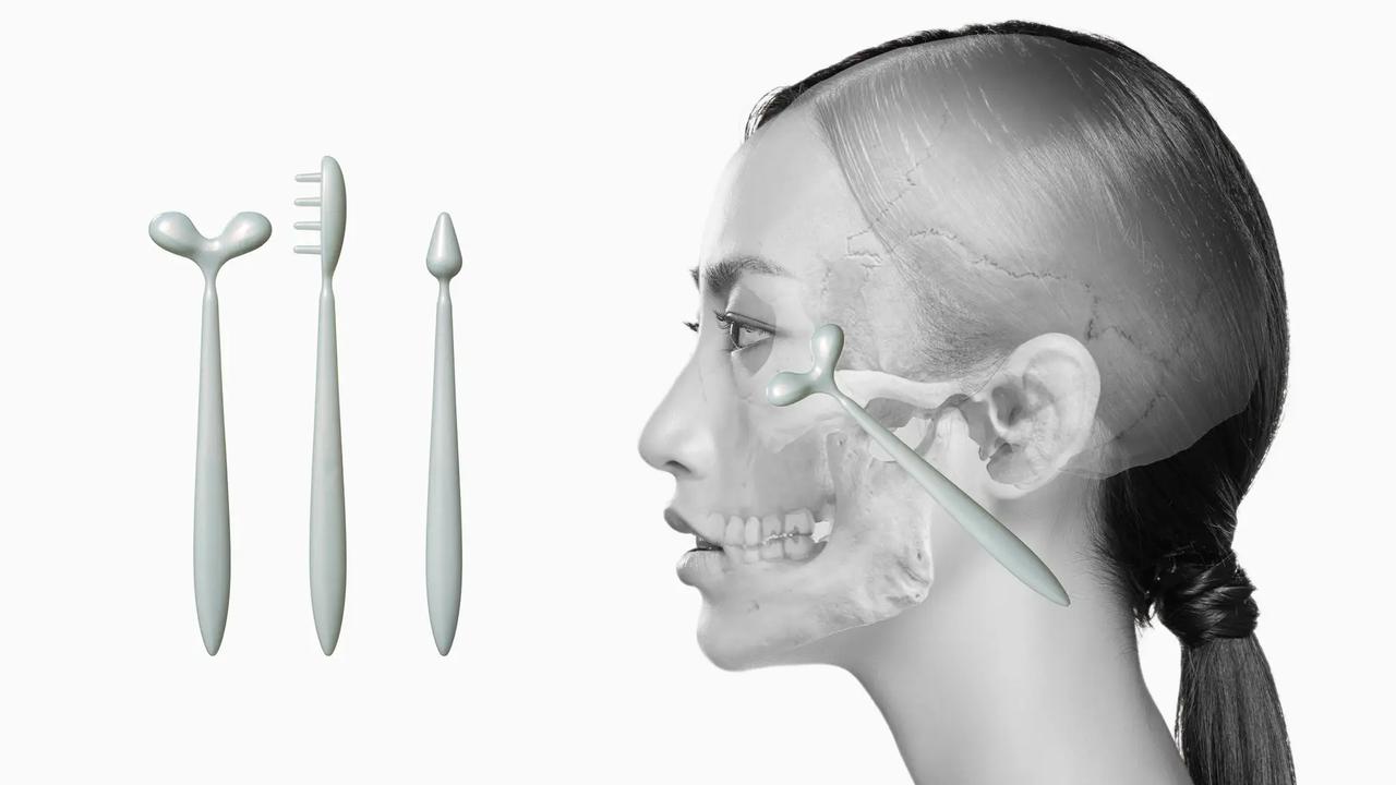 画像: 整顔ケアツール3種で骨格沿いの顔筋ポイントを捉えます