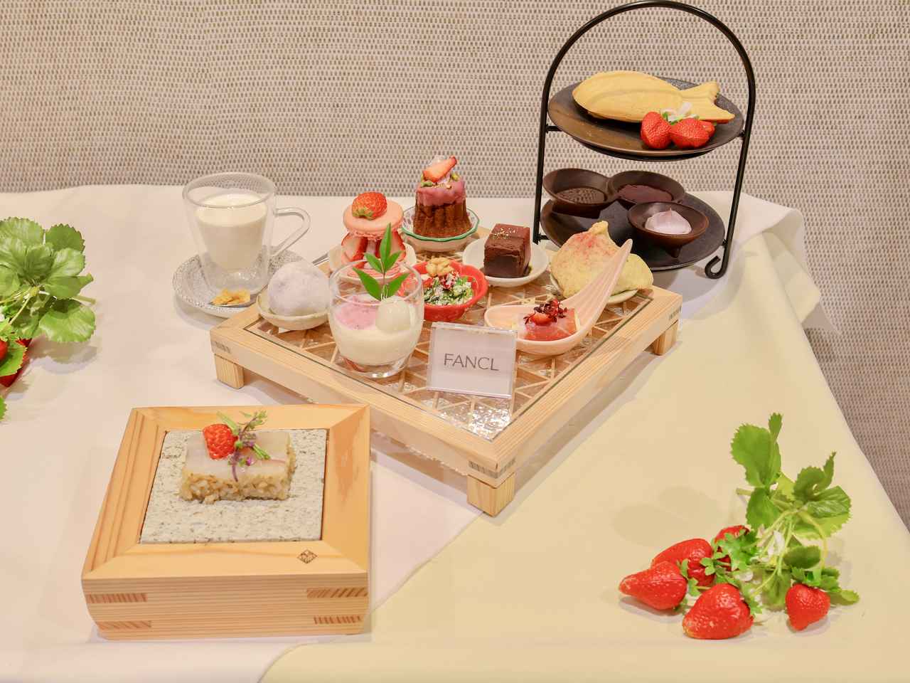 画像2: 苺気分をさらに楽しめる、季節限定ドリンク