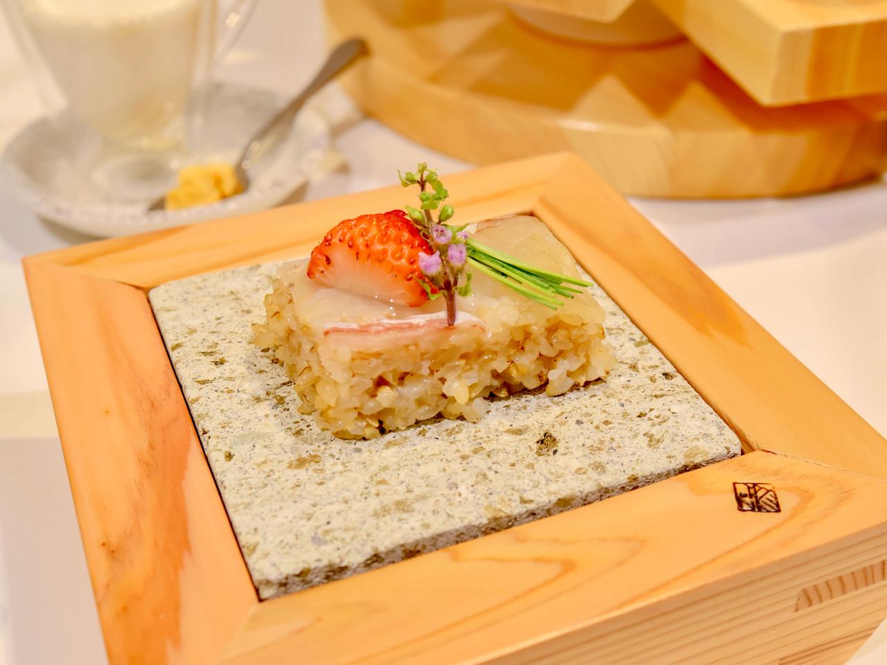 画像: 和食店ならではのセイボリーも充実