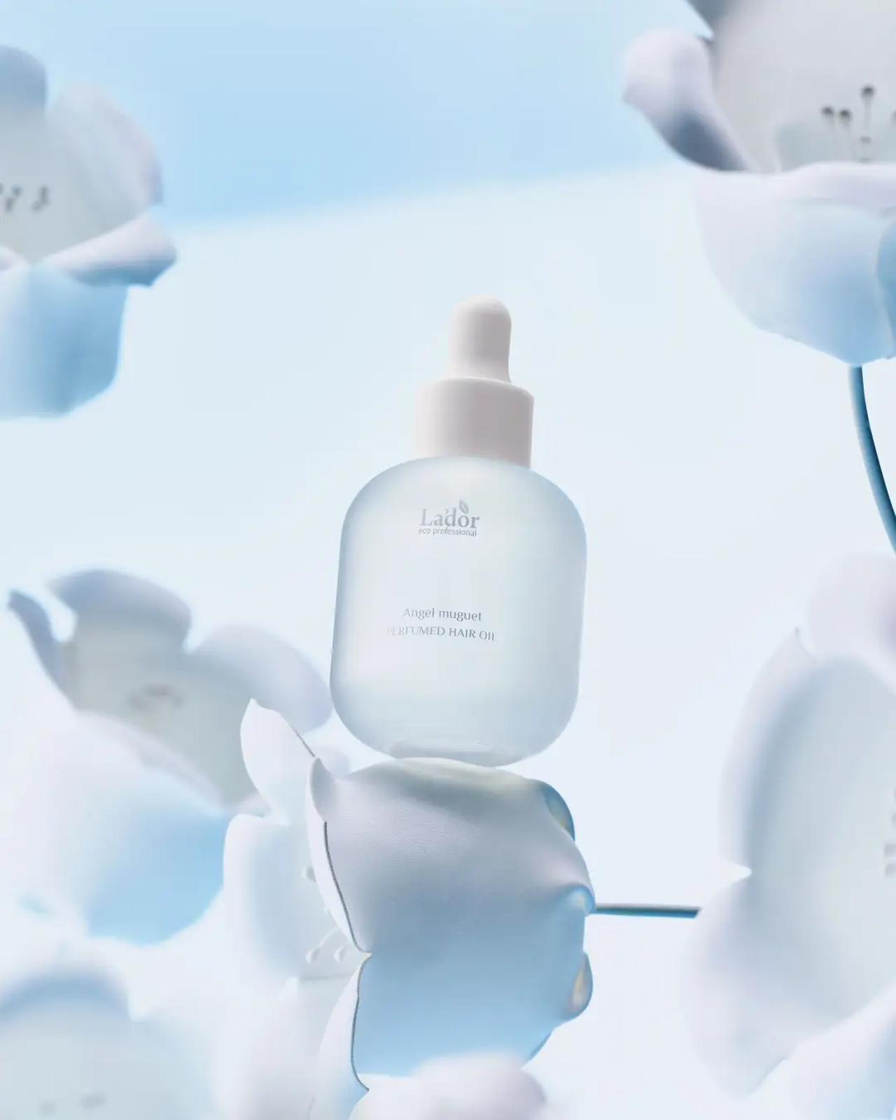 画像: パフュームヘアオイル(エンジェルミュゲ) 発売日:2026年2月2日 容量・価格:30m l /80ml ¥2,200 / ¥3,700(税込) 取扱店舗:公式EC ※その他モールにつきましては、順次発売を予定しております。