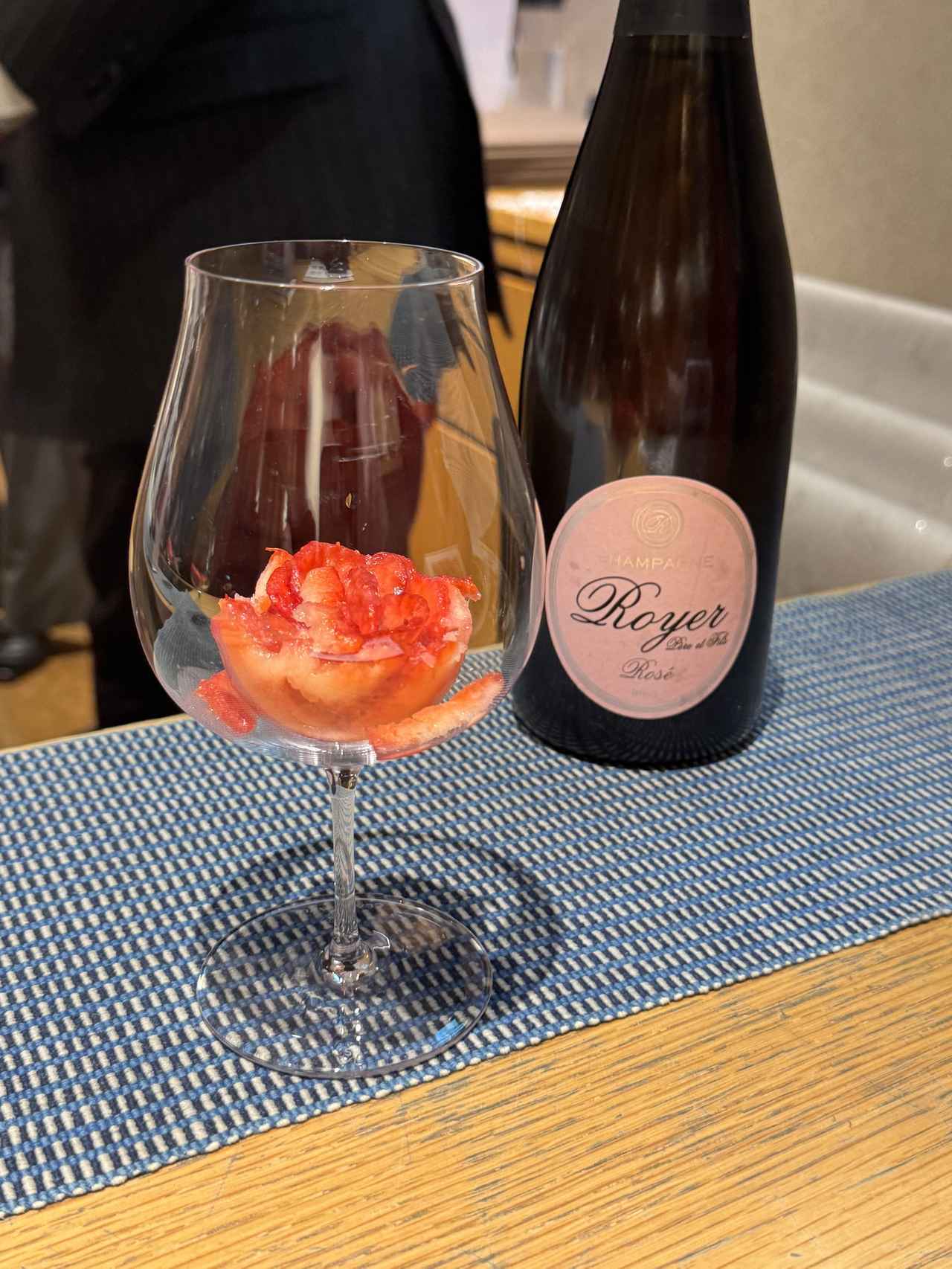 画像: シャンパーニュ・オ・あまおう　2500円（税込） 2月11日～17日（期間限定）