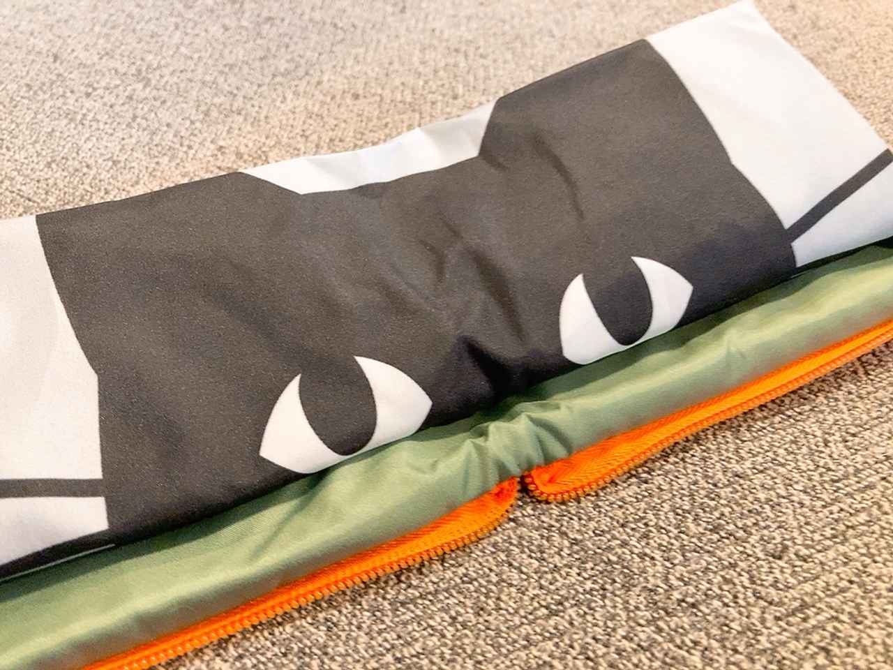 画像: 畳む途中すら可愛い...