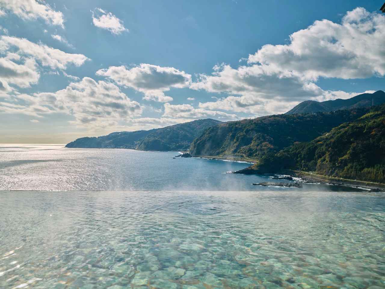 画像: 赤沢日帰り温泉館 | 太平洋一望の絶景露天風呂
