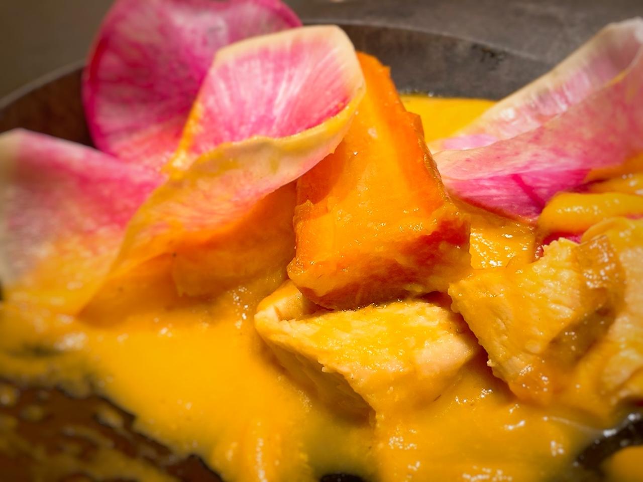 画像: 鶏肉、とっても大きいんです！