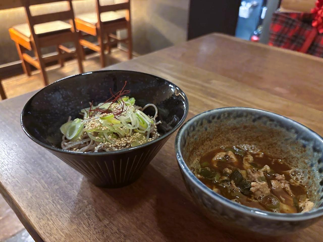 画像1: 辛ネギ豚つけそば 1,700円