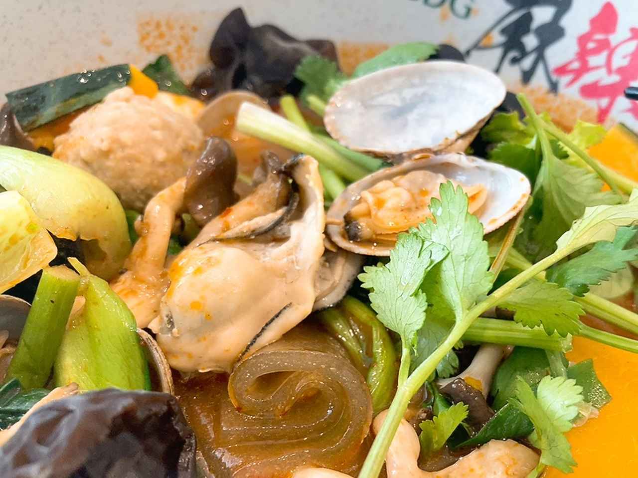 画像: 有料トッピングの牡蠣が美味しい!