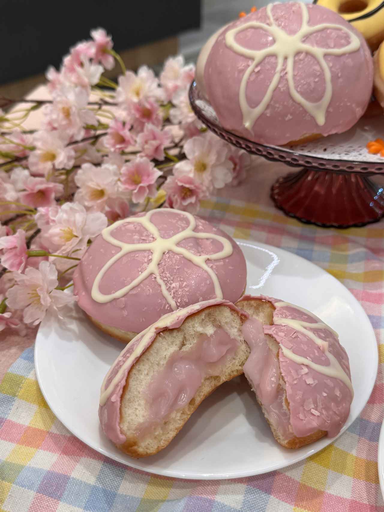 画像: 『サクラ クリーム』 【販売期間】2026年2月16日（月）～4月上旬頃　※なくなり次第終了 【税込価格】334円（イートイン341円）